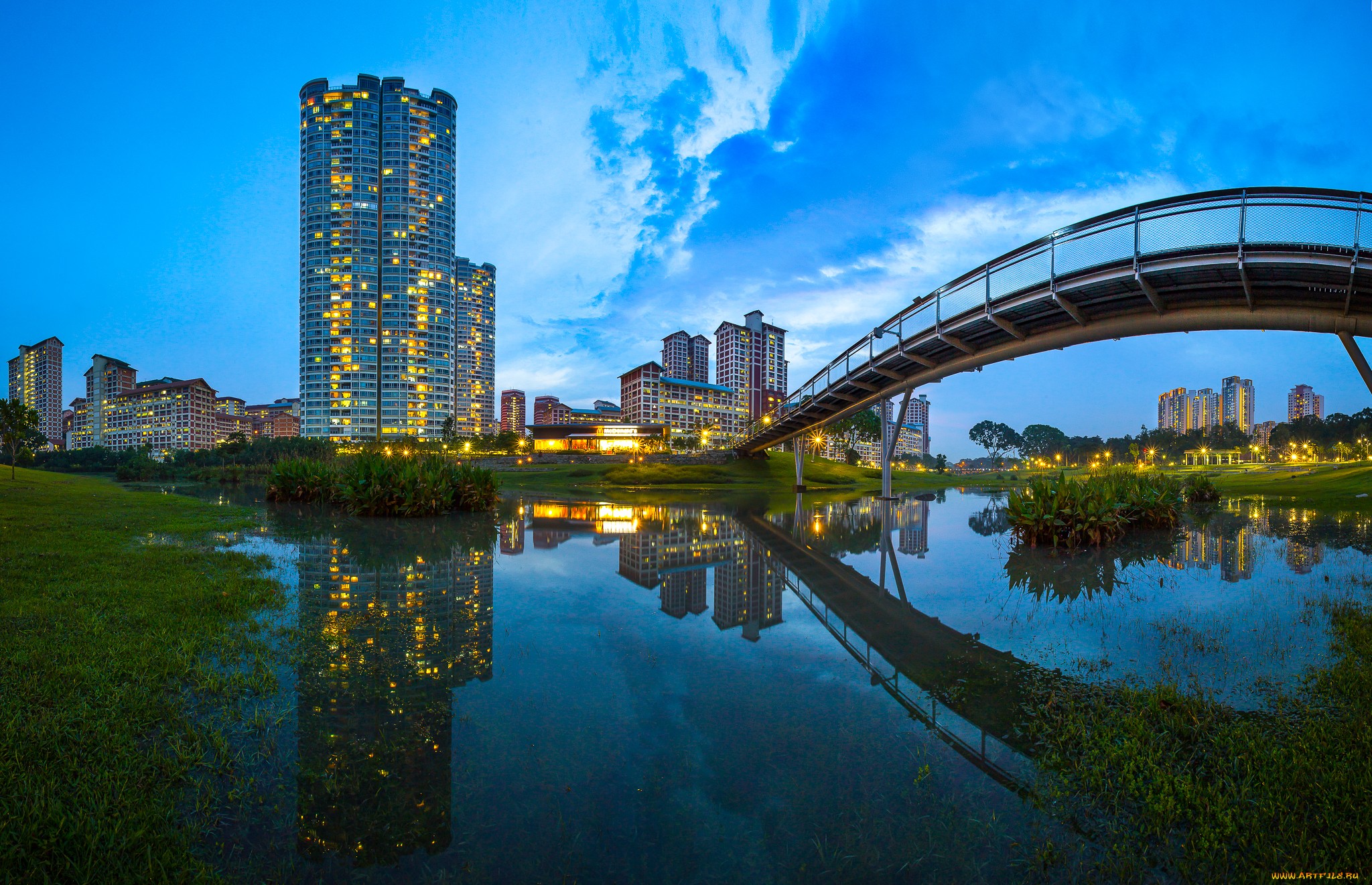 Тегу город. Картинки города. Обои город. Мост в Сингапуре. Парк пруд Сингапур.