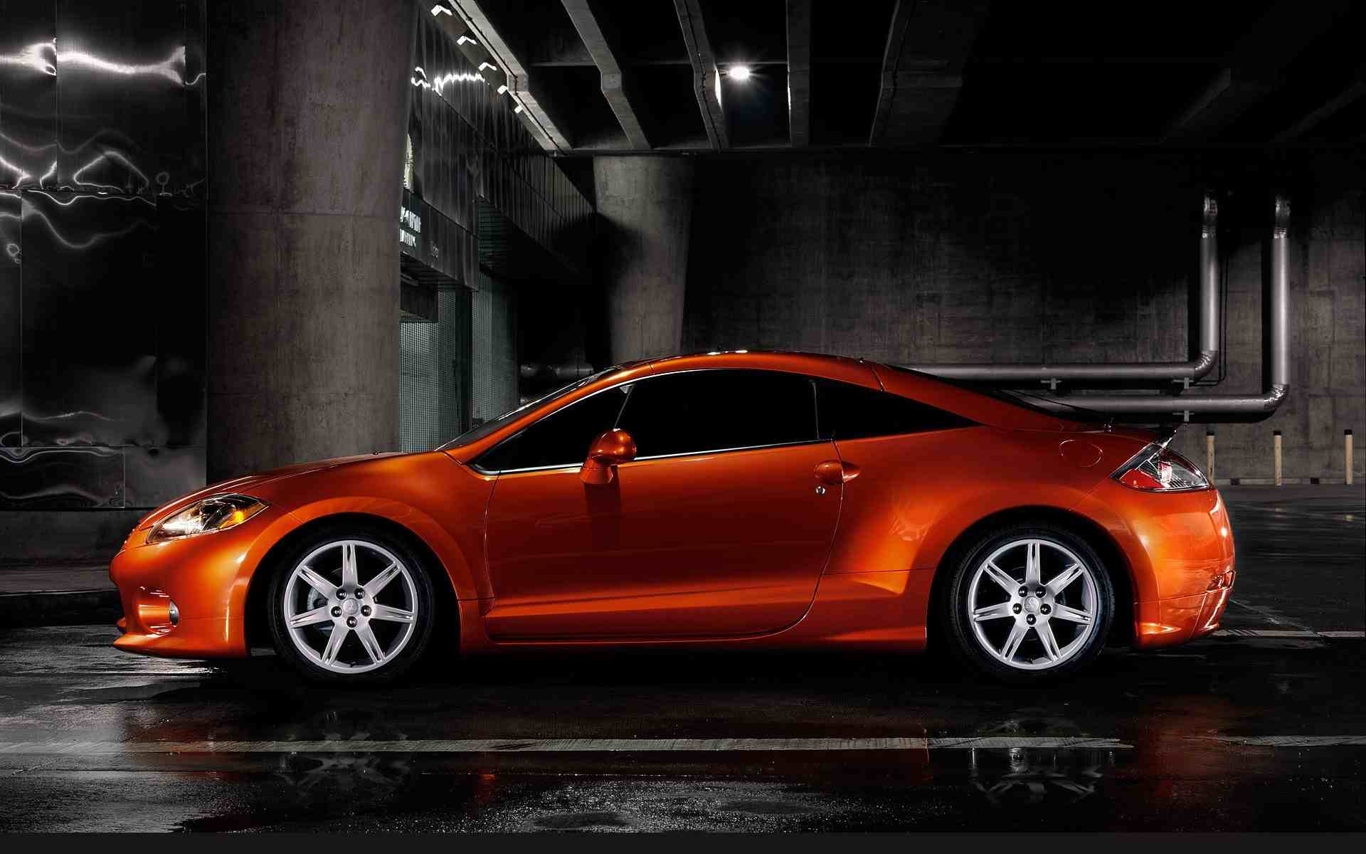 Mitsubishi Eclipse оранжевая