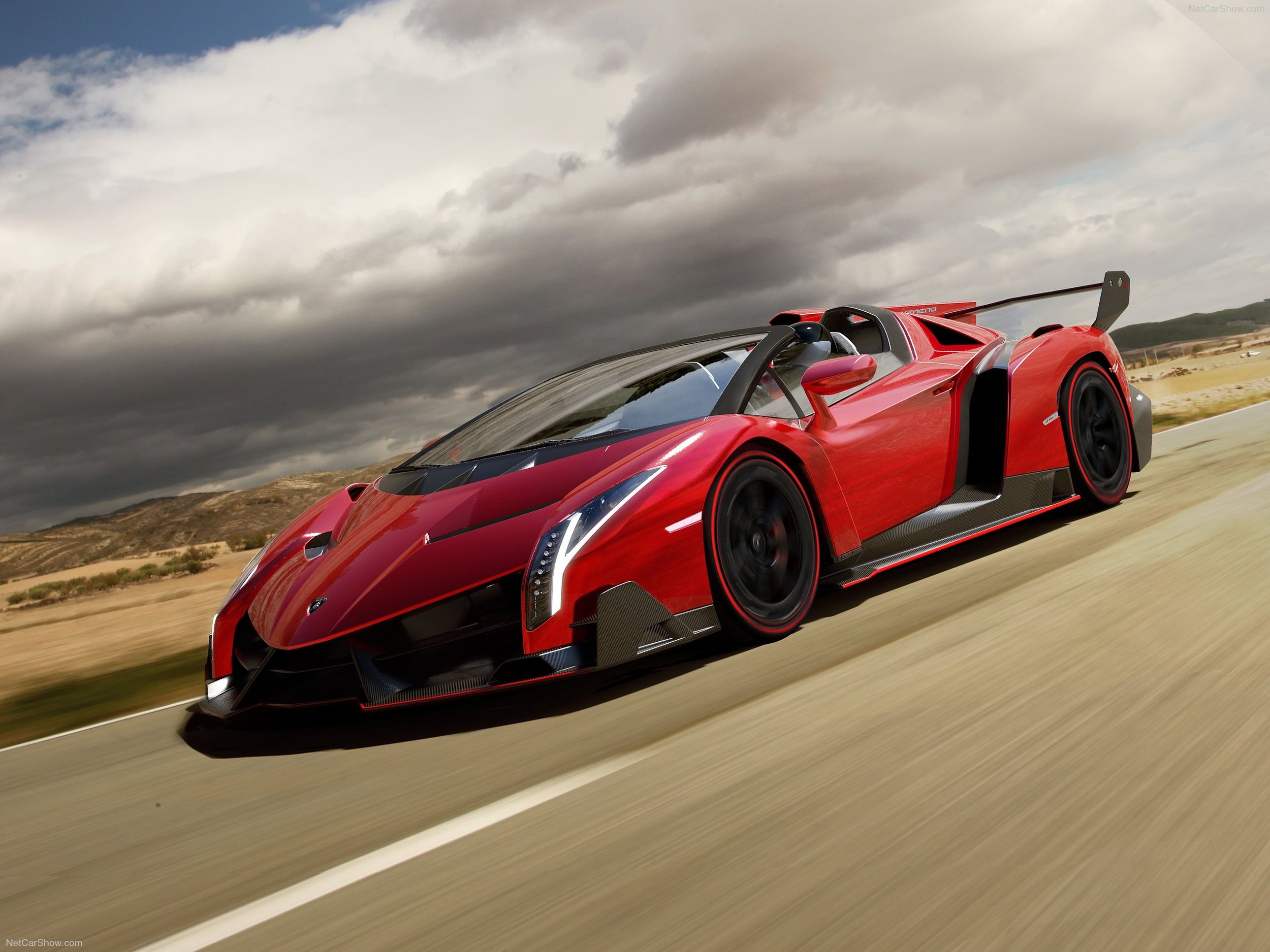 lamborghini veneno roadster