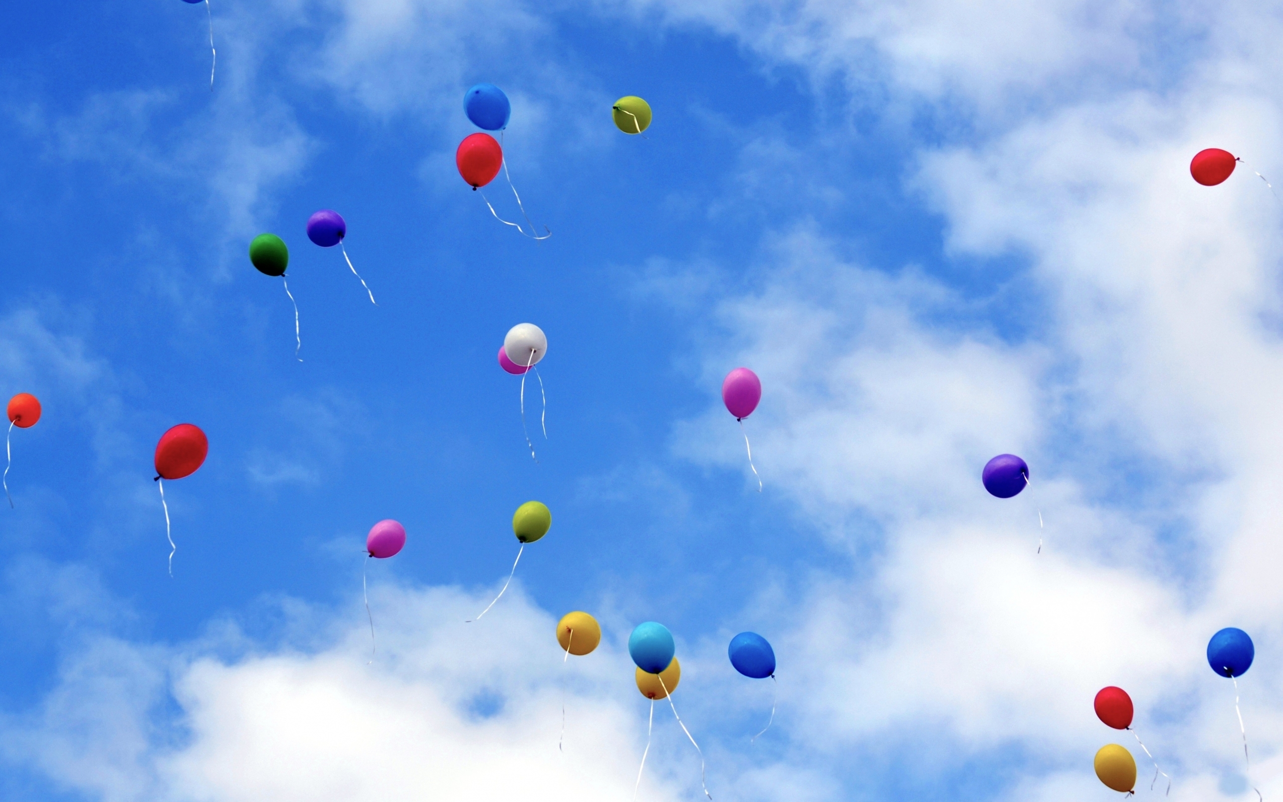 Download mobile wallpaper Sky, Landscape, Balloons, Objects for free.