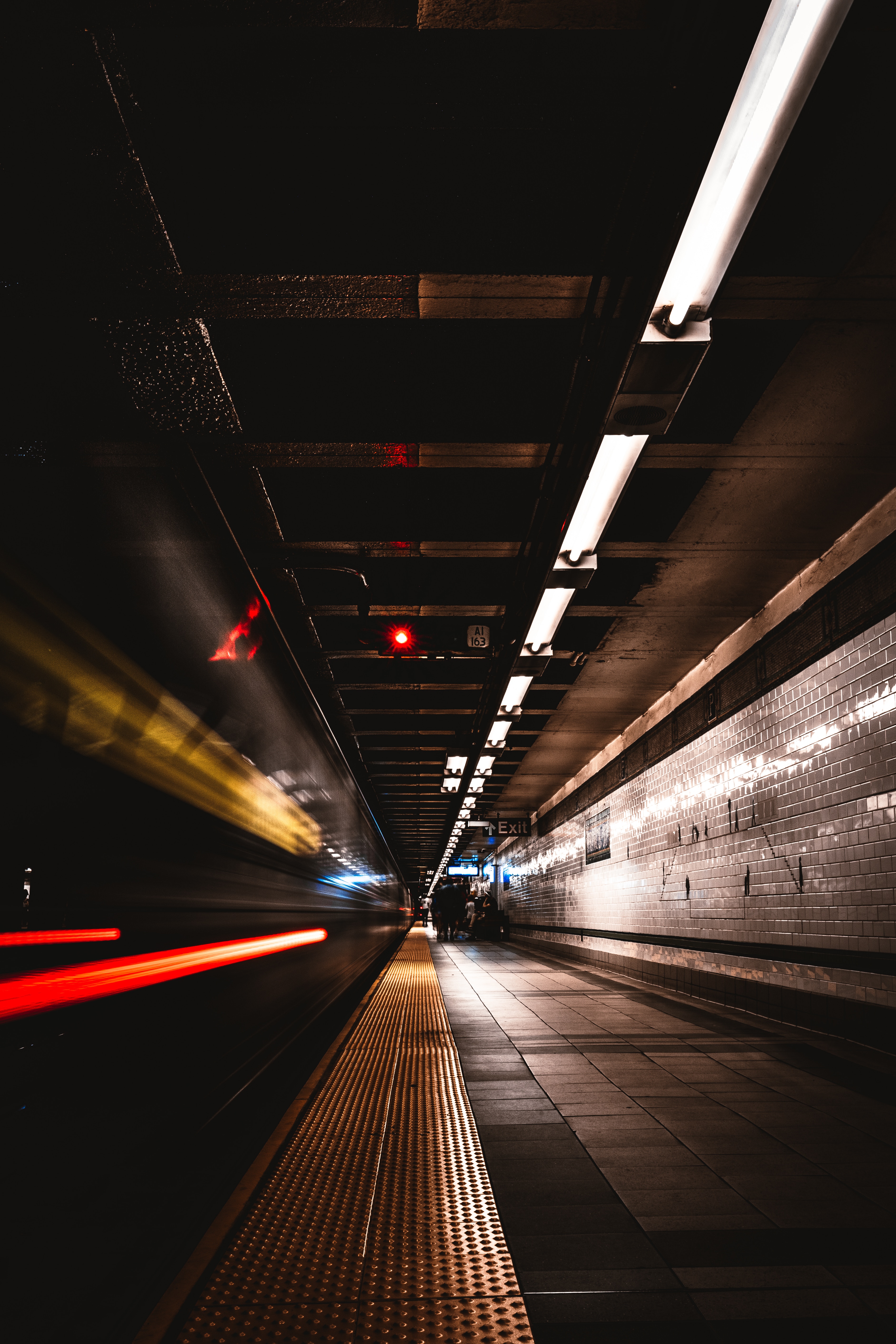 vertical wallpaper underground, subway, metro, dark, shine, light, miscellanea, miscellaneous, station