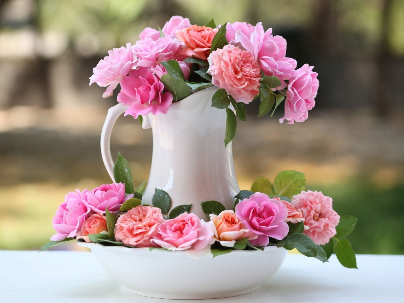 Download mobile wallpaper Plants, Flowers, Bouquets, Roses for free.