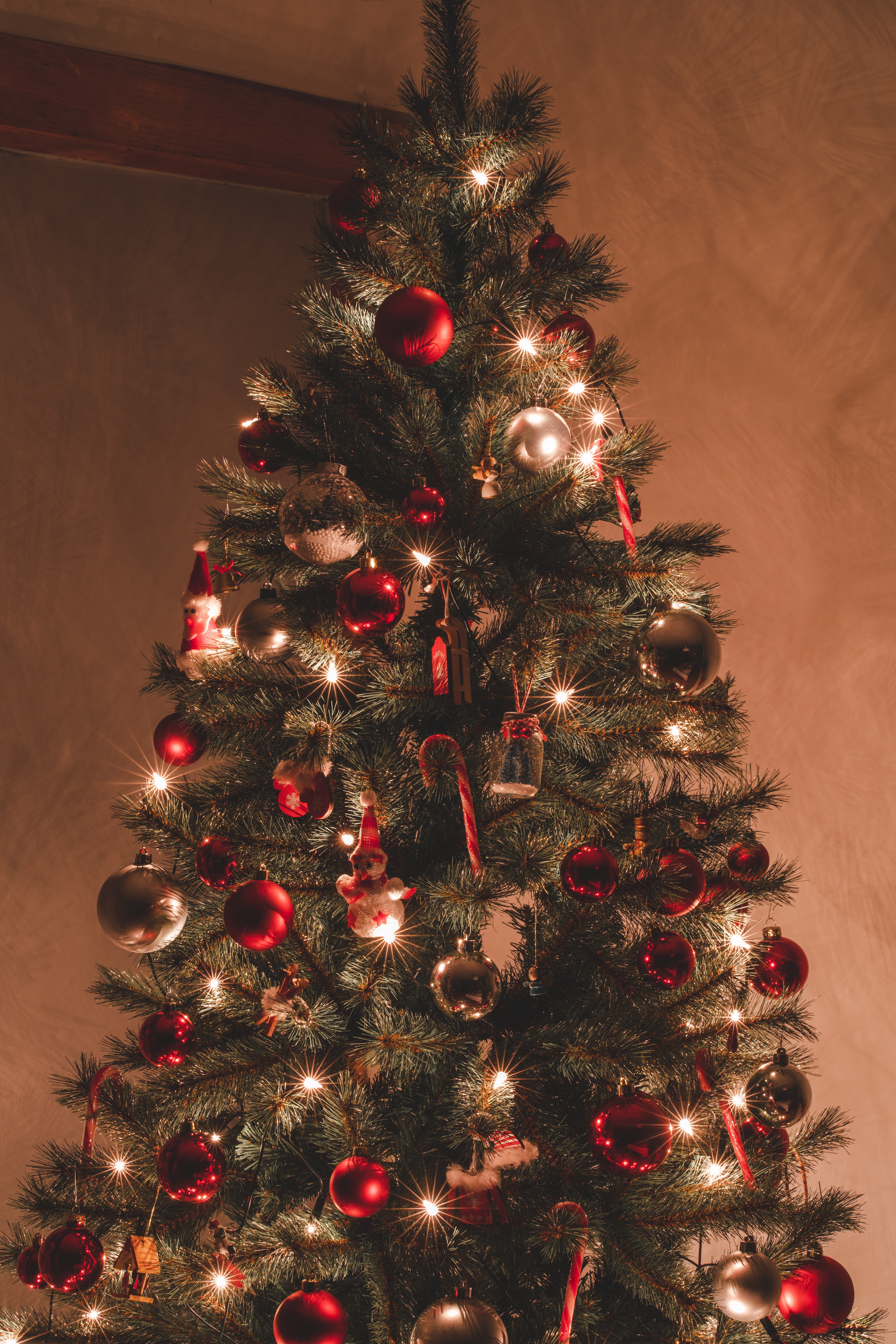christmas tree, decorations, holiday, christmas, new year, garlands, holidays, garland HD wallpaper