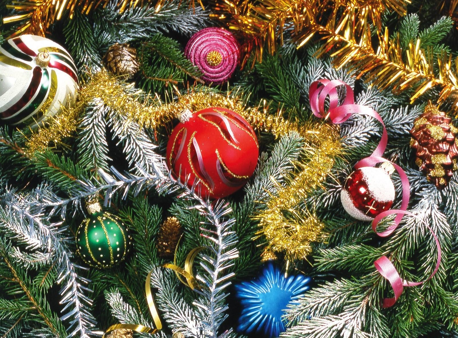 Free HD holidays, decorations, holiday, needles, christmas decorations, christmas tree toys, christmas tree, tinsel