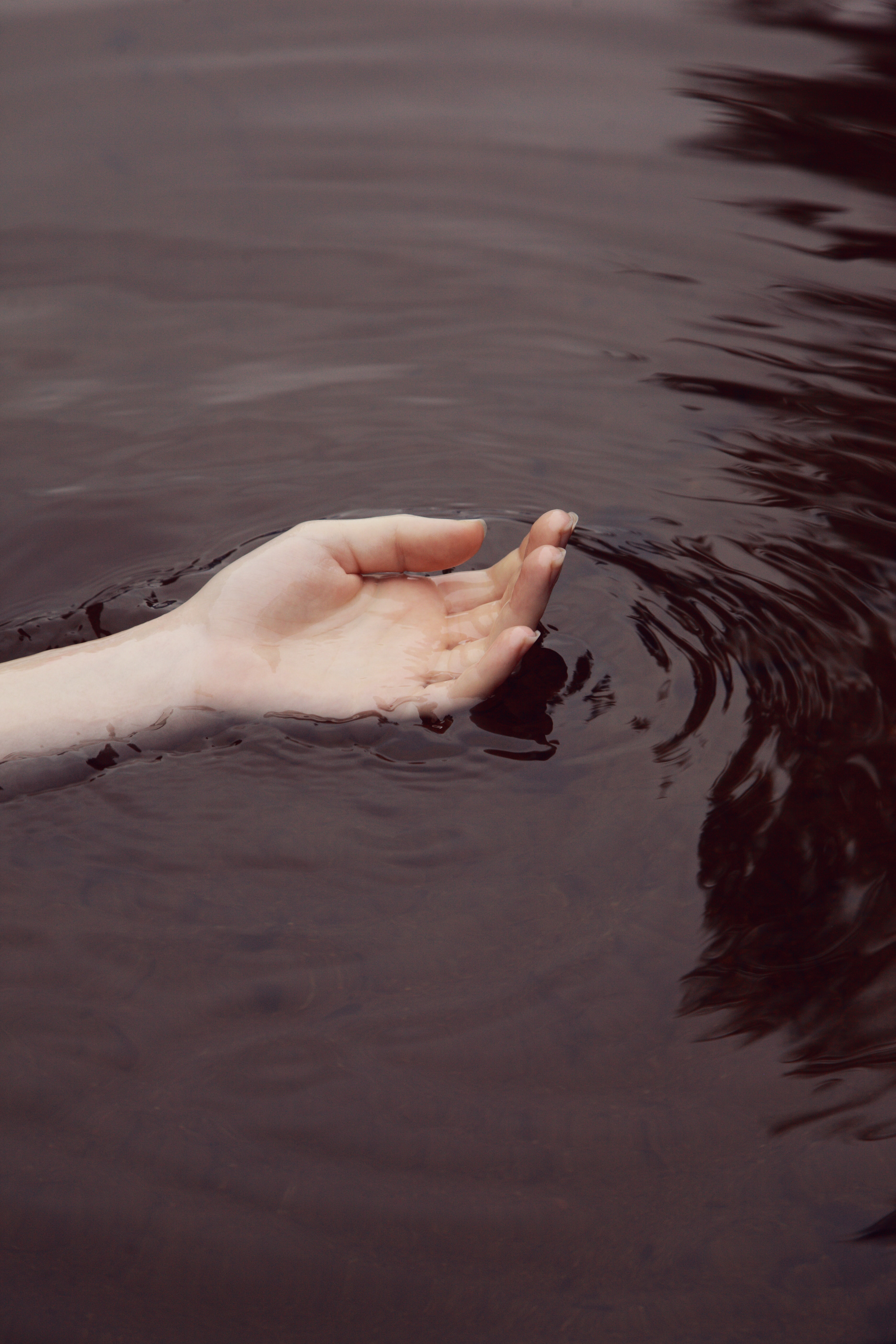 water, hand, miscellanea, miscellaneous, ripples, ripple, wavy, fingers