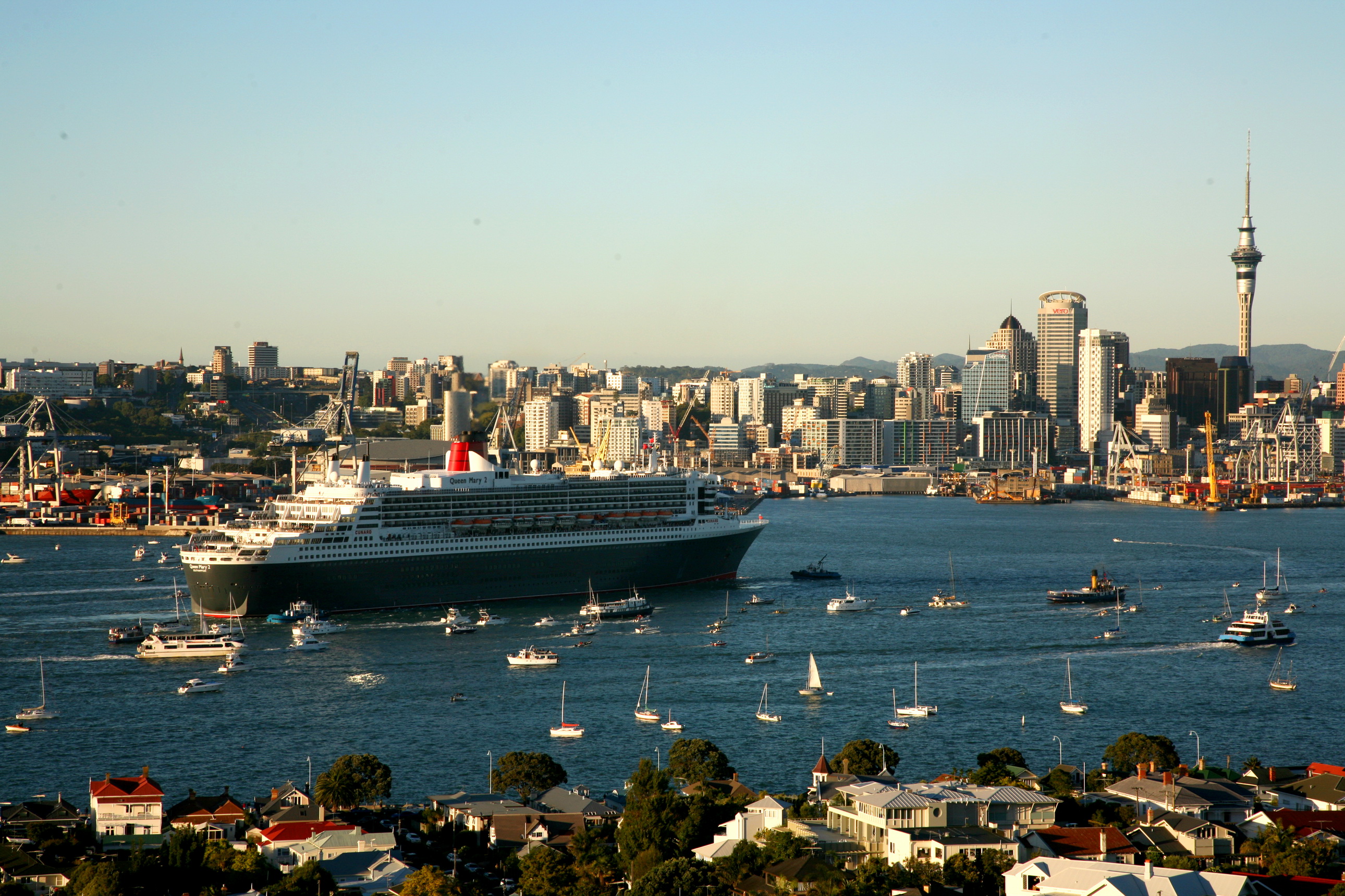 new zealand, vehicles, rms queen mary 2, auckland 32K