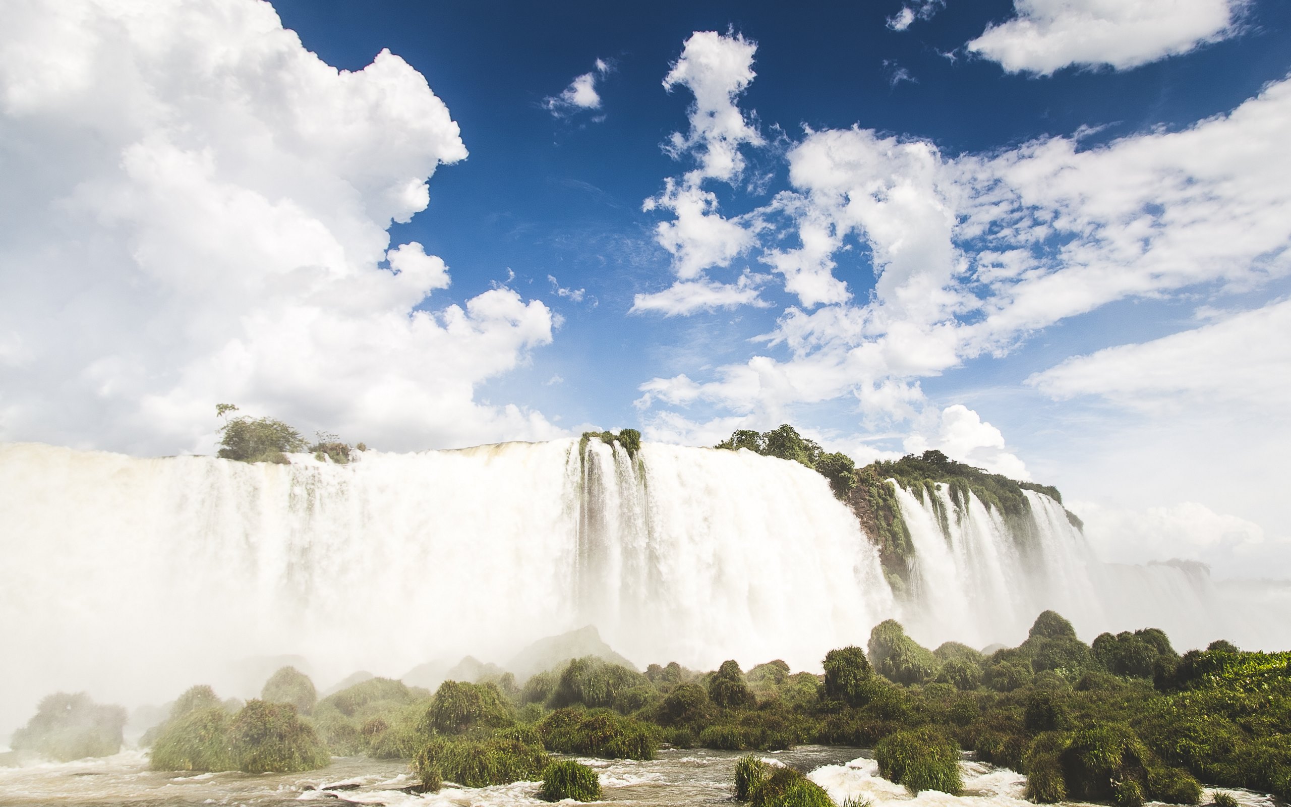 Всемирное наследие ЮНЕСКО :водопады Игуасу, Аргентина и Бразилия