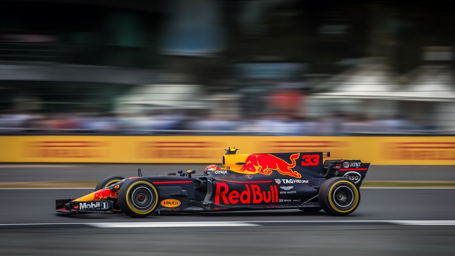 Max f1. Red bull f1 2017. F1 Red bull Max Verstappen Wallpaper. Red bull f1 2017 сбоку. Red bull Racing Verstappen 1920 1080.