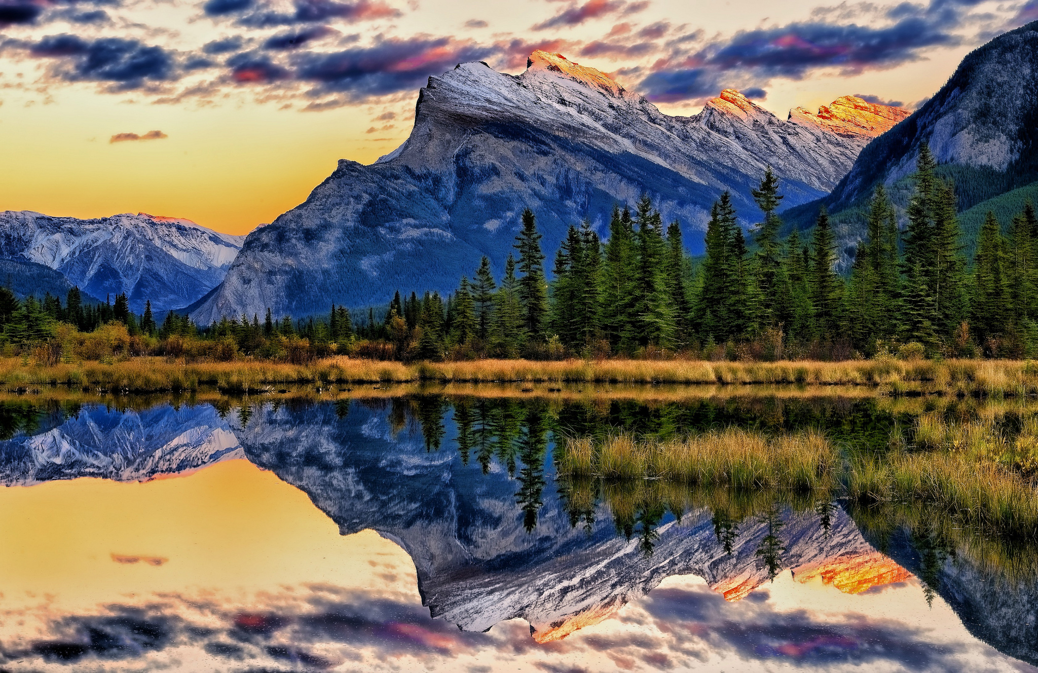 614217画像をダウンロード地球, 反射, アルバータ州, バンフ国立公園, カナダ, 湖, ランドル山, 山, バーミリオン レイクス-壁紙とスクリーンセーバーを無料で
