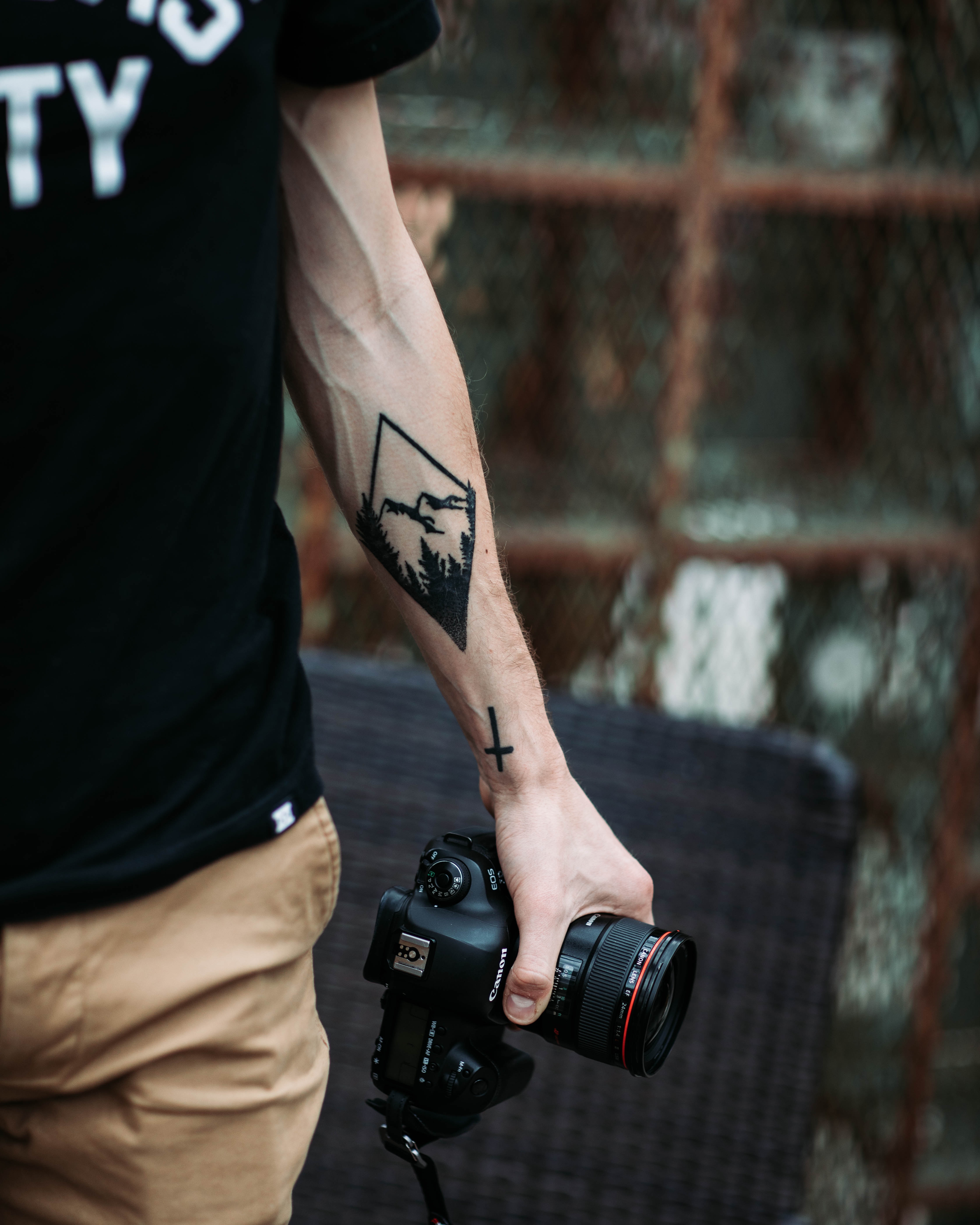 photographer, tattoo, tattoos, hand, technology, technologies, camera Full HD