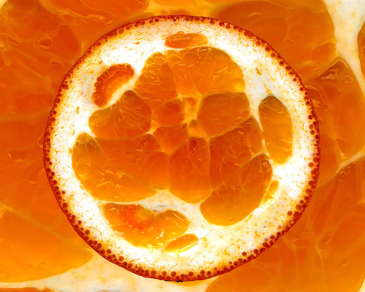 Оранжевый апельсин