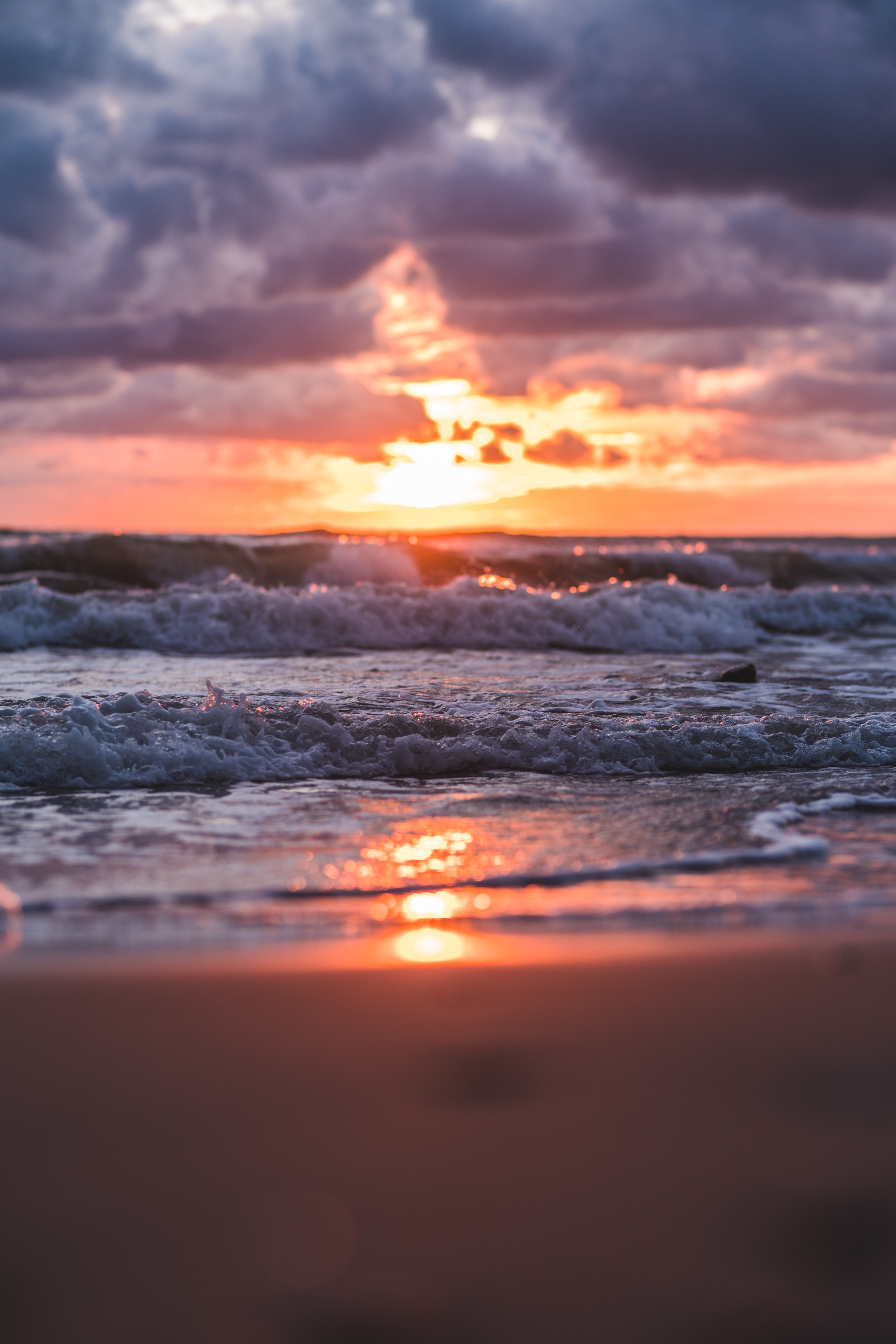 Laden Sie das Sunset, Clouds, Waves, Sun, Natur, Sea, Strand-Bild kostenlos auf Ihren PC-Desktop herunter