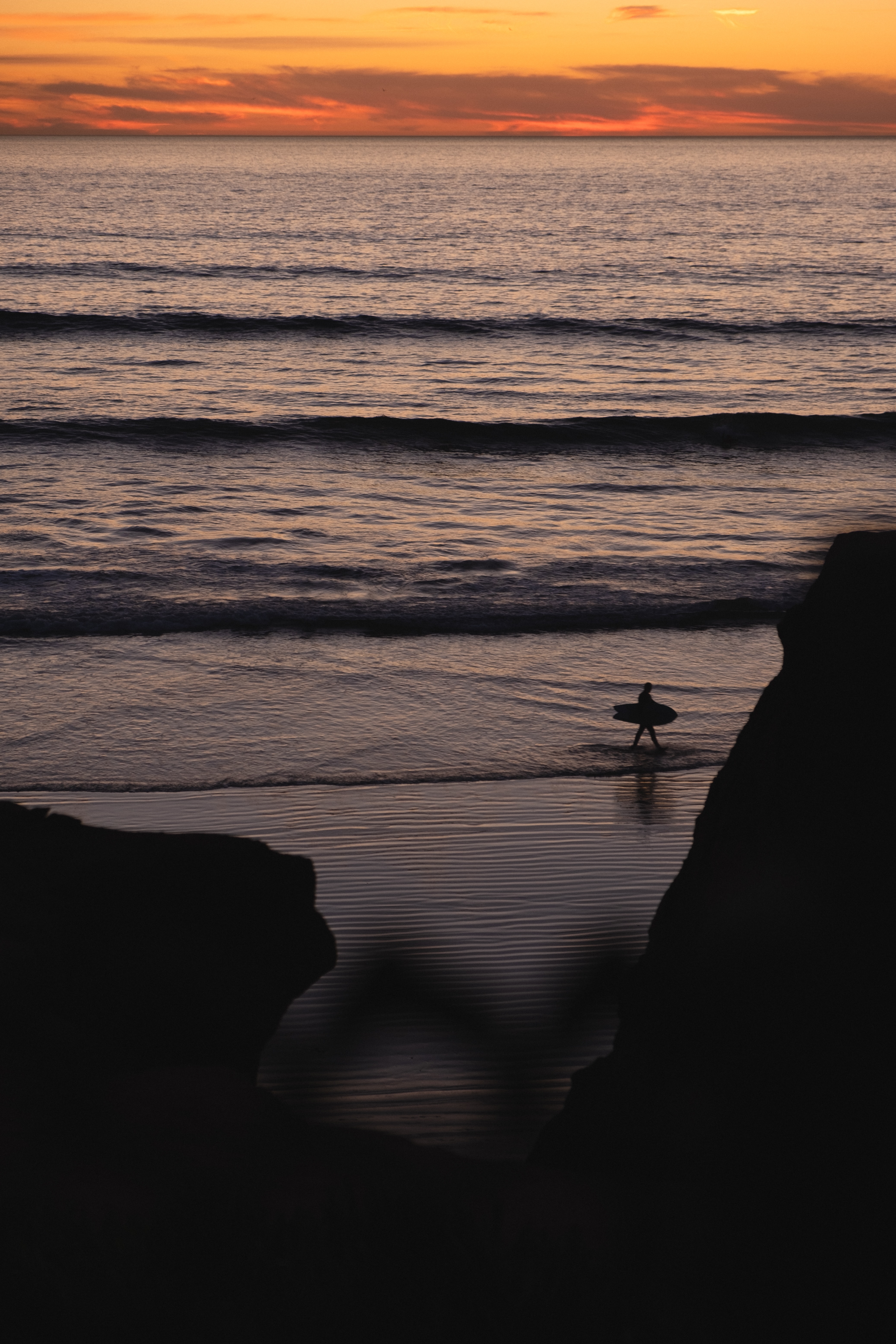 surfer, twilight, beach, dark, silhouette, dusk phone background