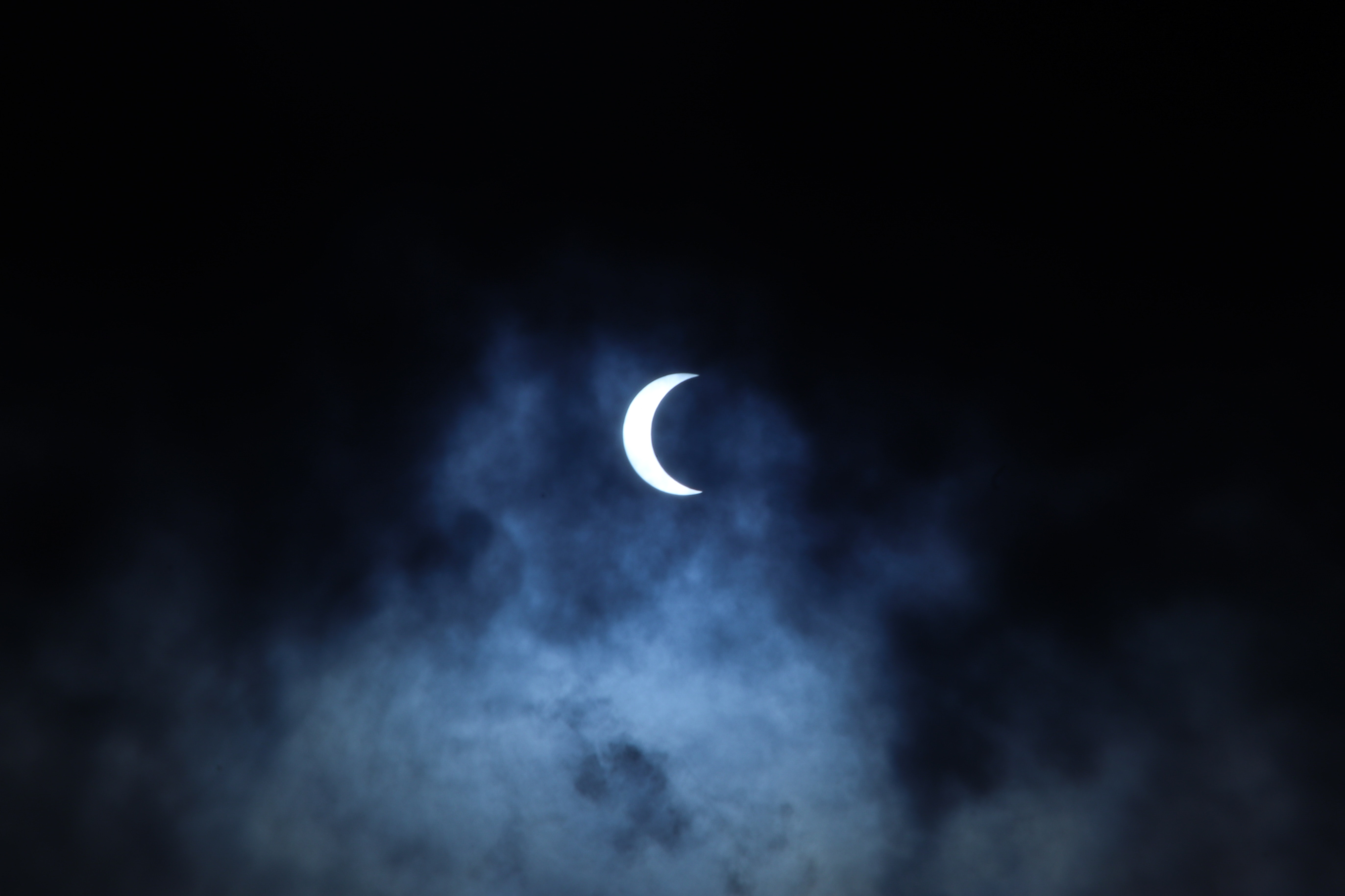 Download mobile wallpaper Clouds, Sky, Night, Dark, Moon for free.