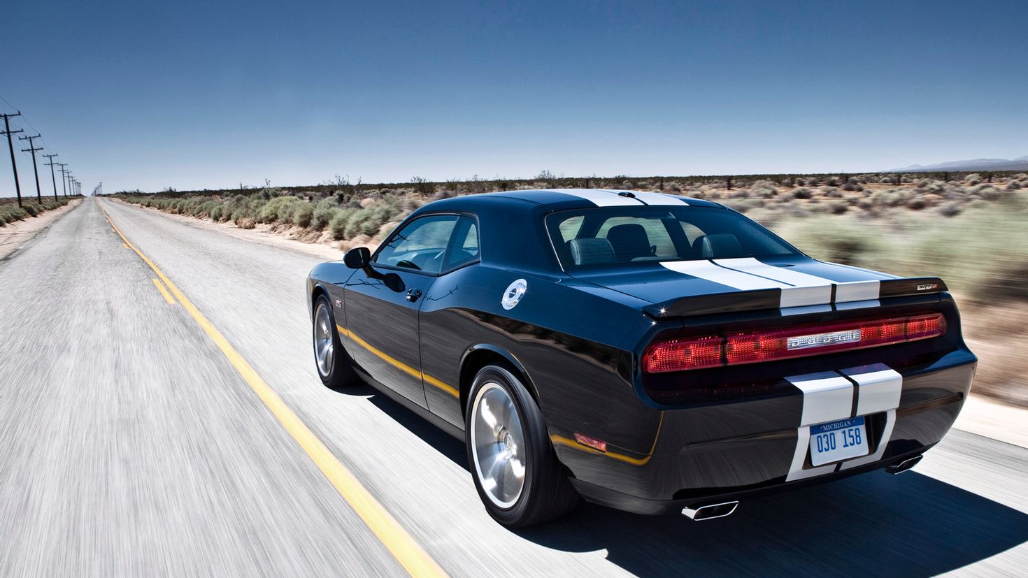 Dodge Challenger srt 2010