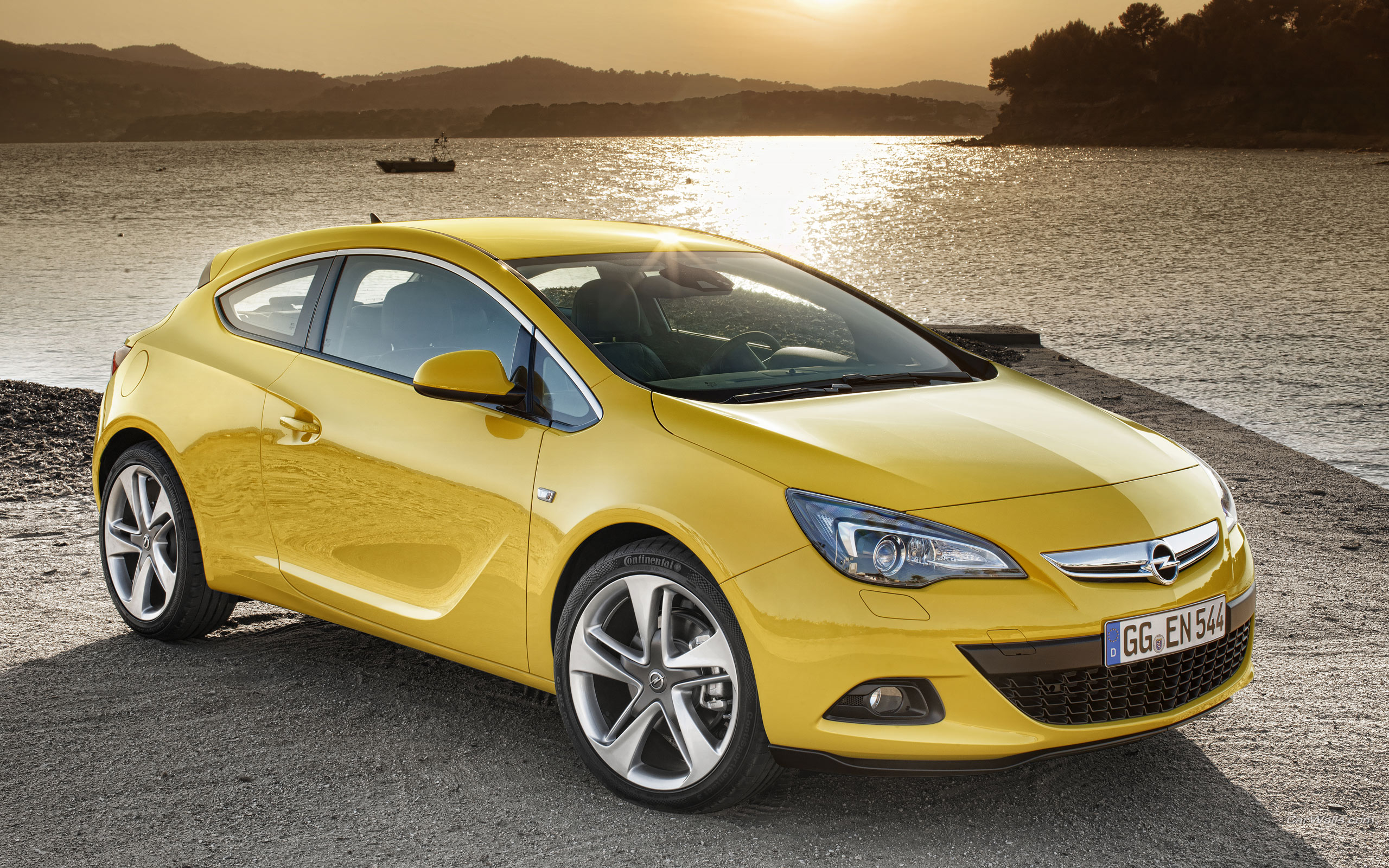 Download mobile wallpaper Opel, Compact Car, Vehicles, Yellow Car, Opel Astra for free.