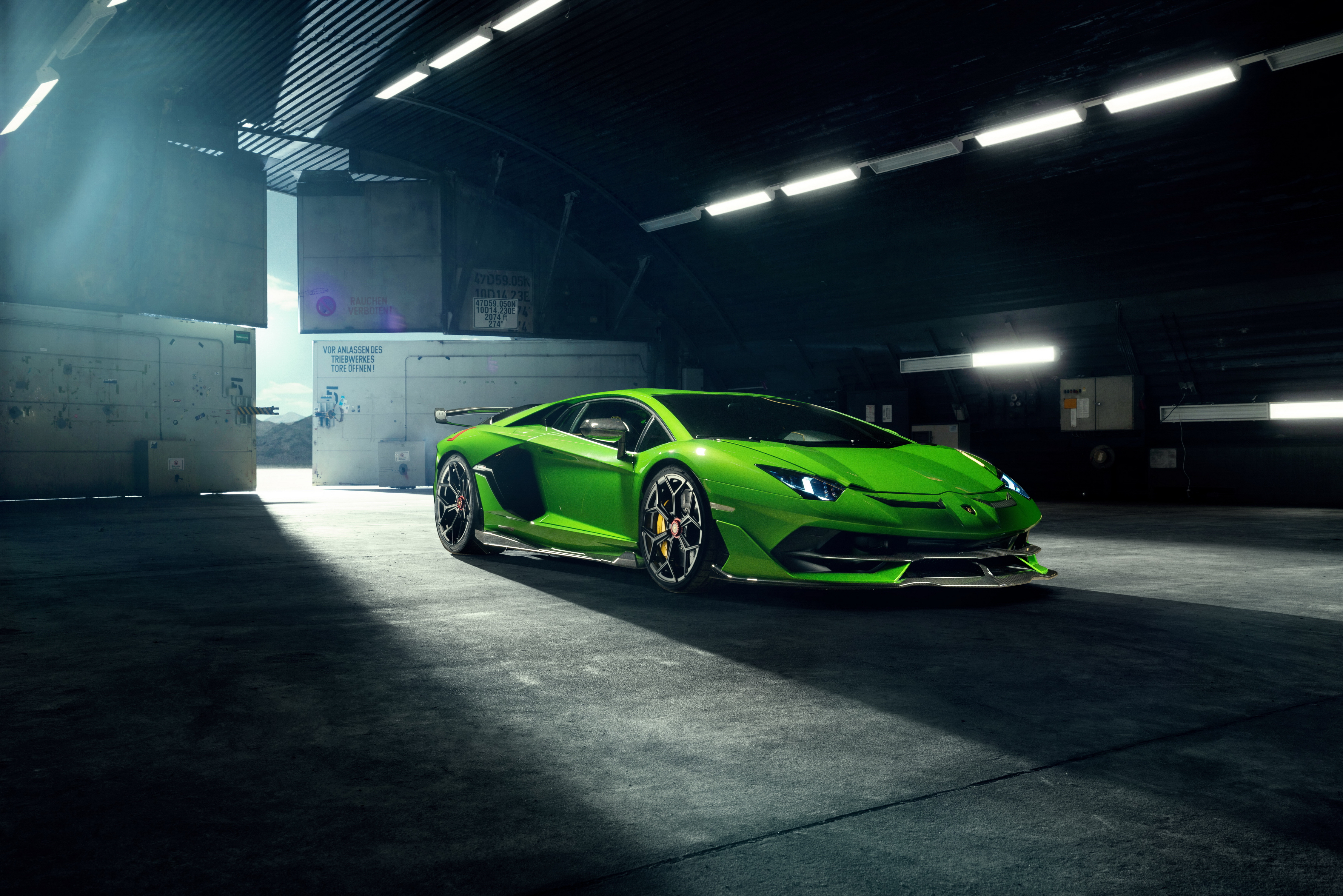 Lamborghini Aventador 4Рє Green