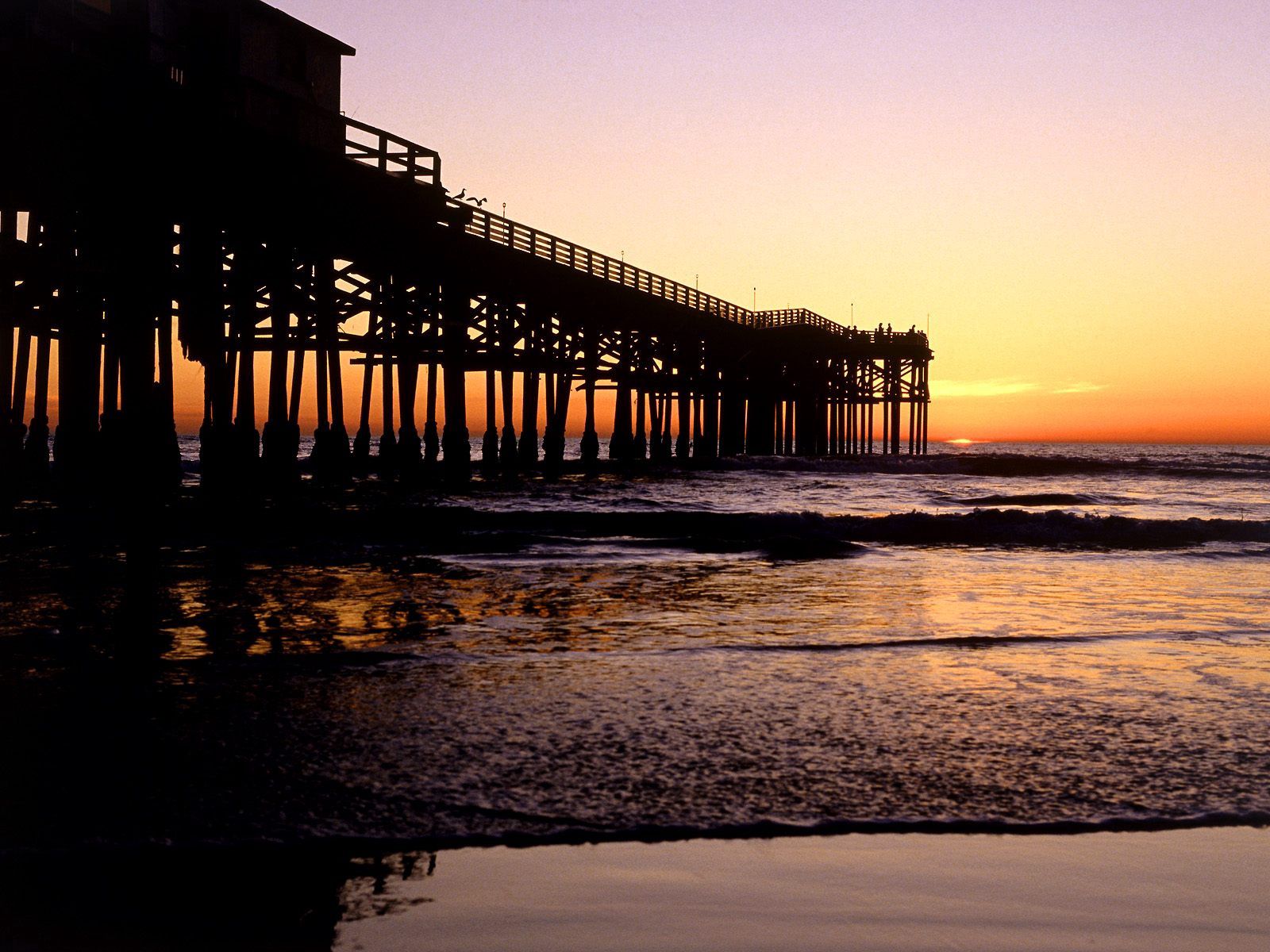 Handy-Wallpaper Abend, San Diego, Sunset, Waves, Seebrücke, Natur, Kalifornien, Sea, Pier kostenlos herunterladen.