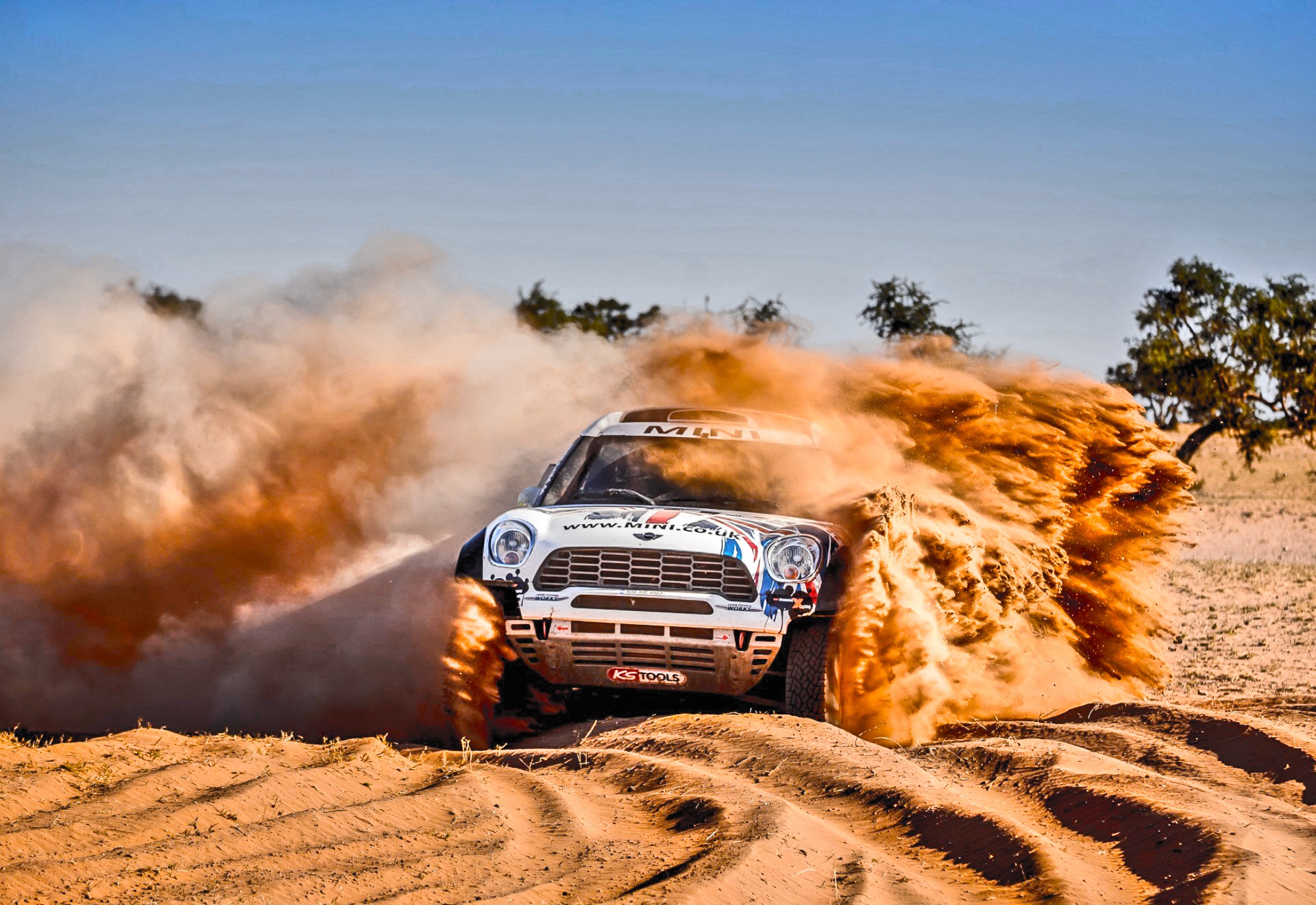 Free download wallpaper Sports, Sand, Car, Vehicle, Rallying on your PC desktop
