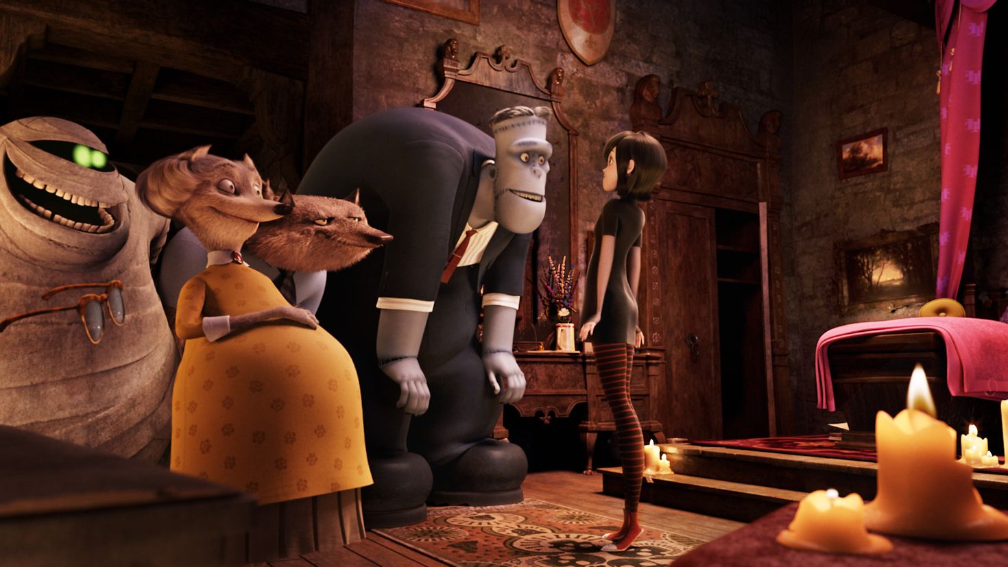 Hotel transylvania. Монстры отель Трансильвания. Франкенштейн отель Трансильвания. Монстры на каникулах отель Трансильвания. Отель Трансильвания из монстров на каникулах.