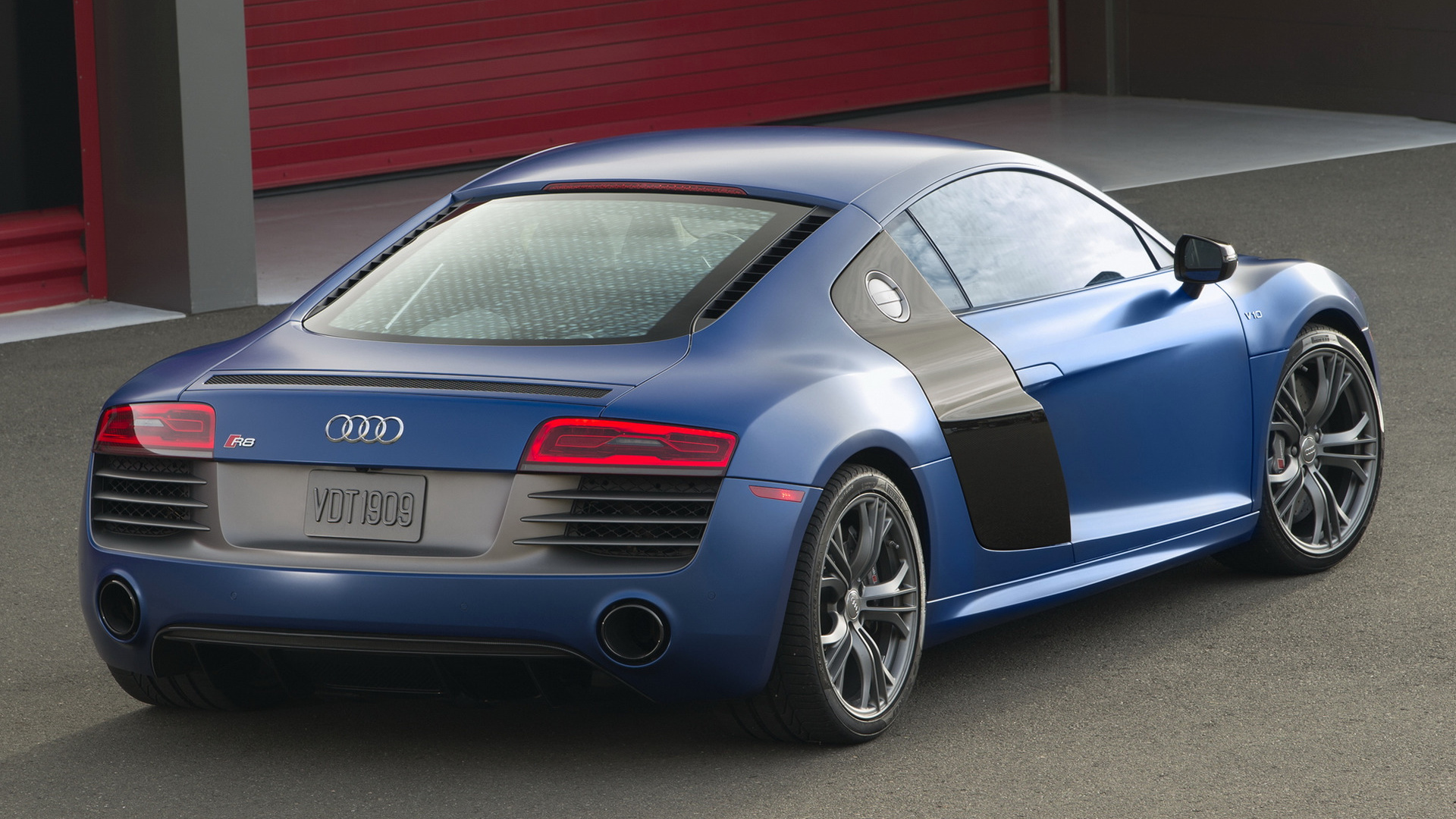 Audi r8 v10 Plus 2012