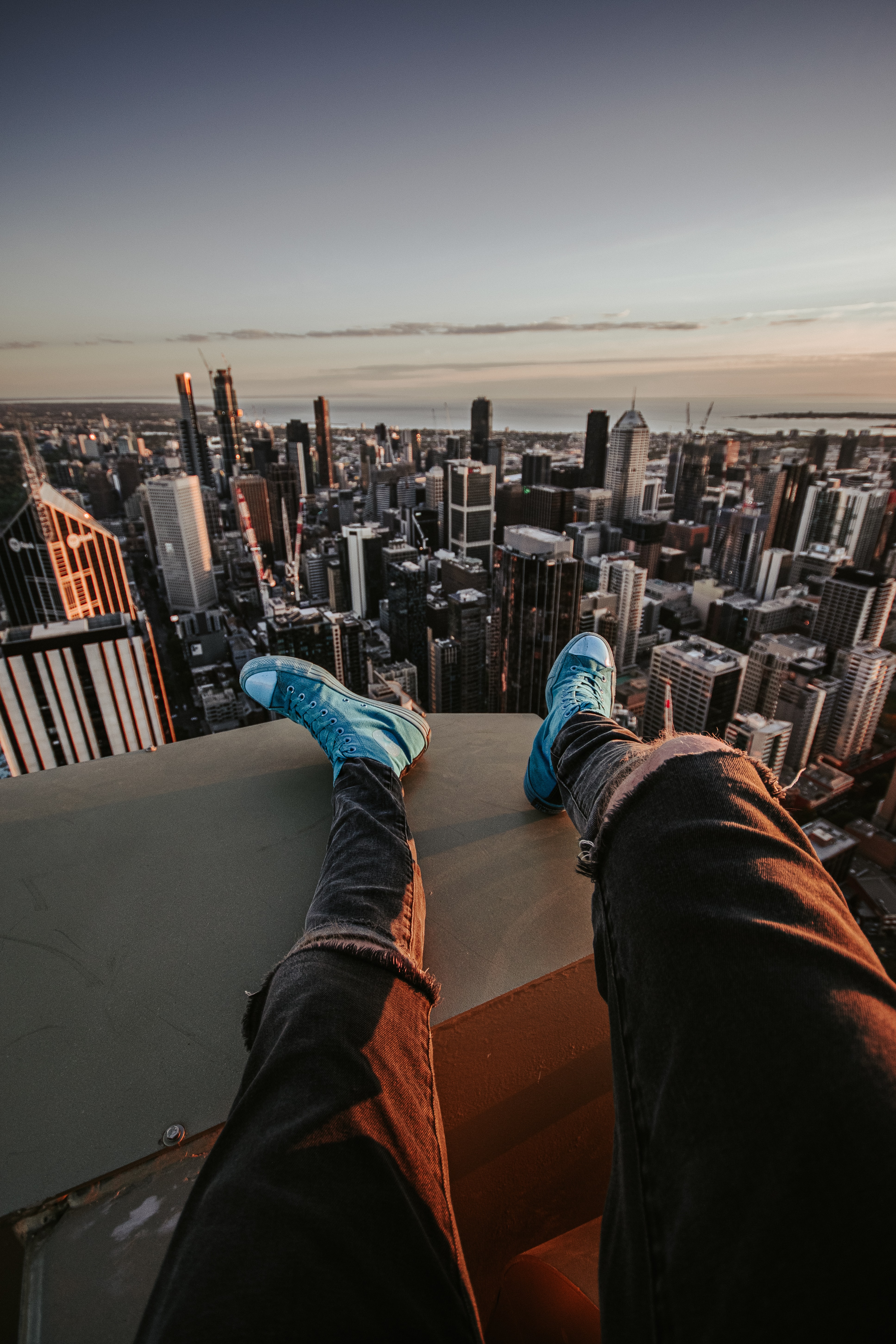 shoes, city, view from above, miscellanea, miscellaneous, legs, sneakers UHD