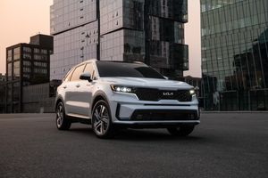 Скачать обои Киа Соренто Phev на телефон бесплатно