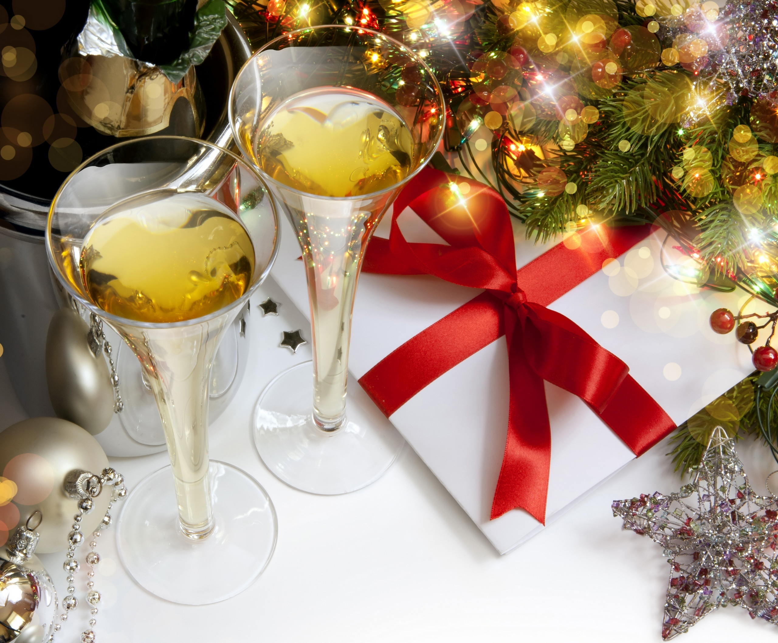 730808 baixar papel de parede feriados, natal, champanhe, presente, vidro - protetores de tela e imagens gratuitamente