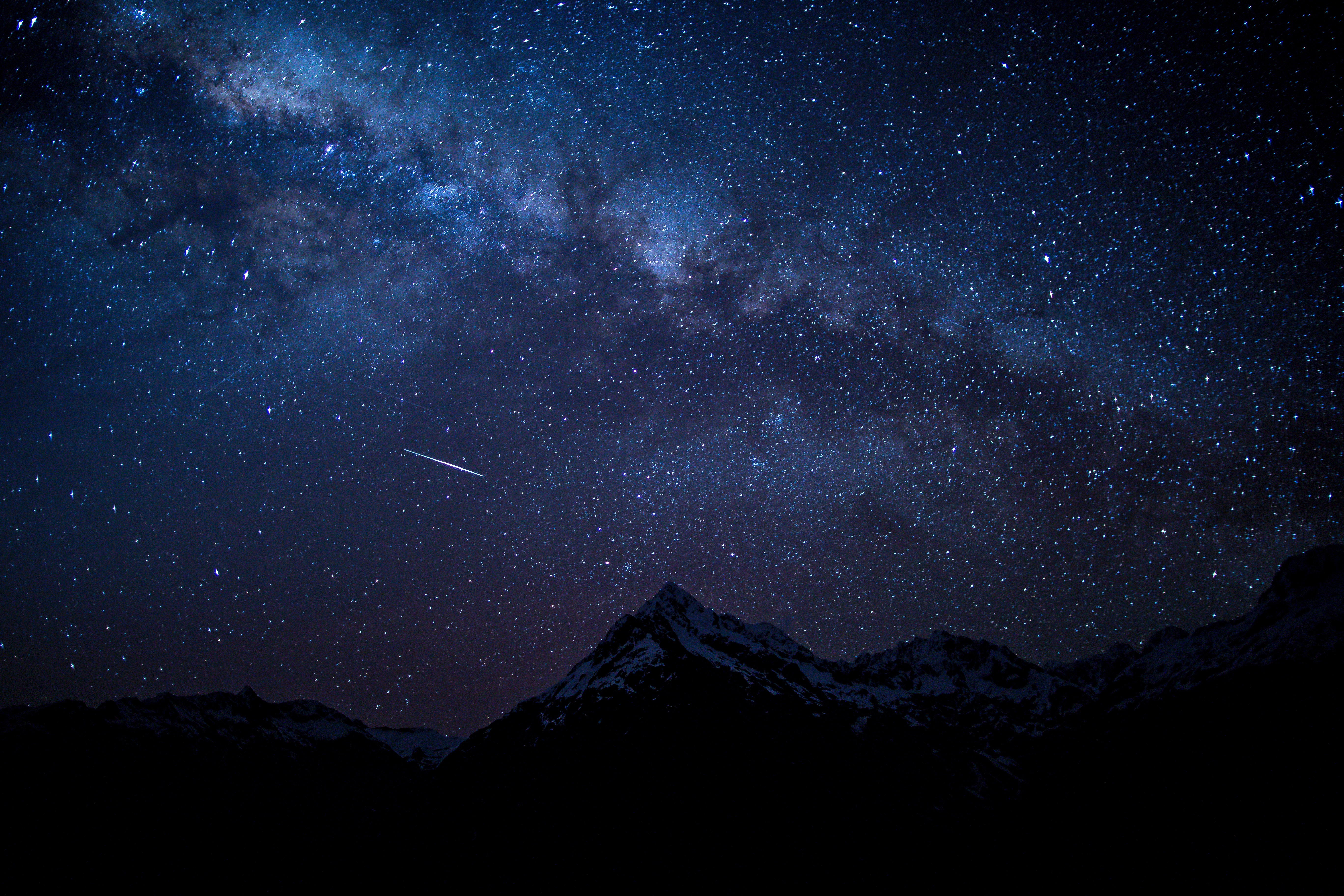 86737 Hintergrundbild herunterladen sternenhimmel, natur, mountains, übernachtung - Bildschirmschoner und Bilder kostenlos