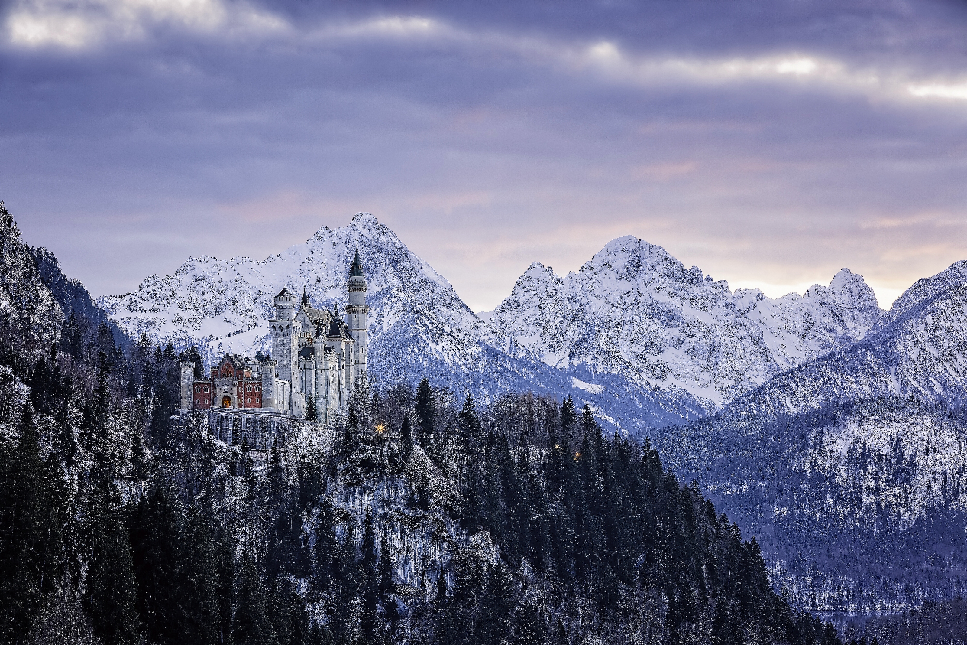 Скачать картинку Бавария, Германия, Замок Нойшванштайн, Природа в телефон бесплатно.