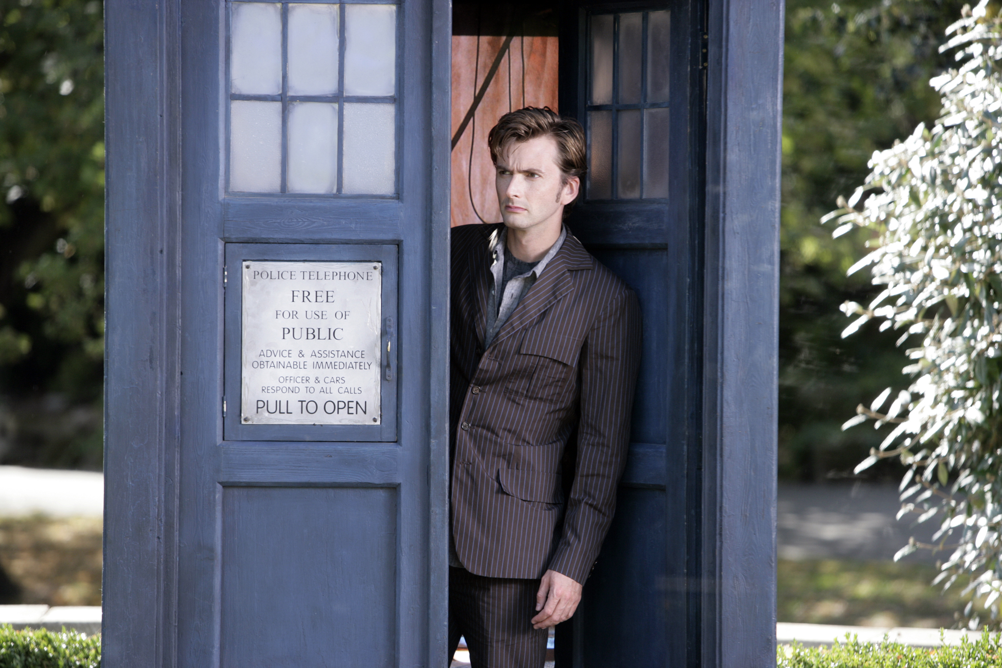 tardis, doctor who, tv show QHD
