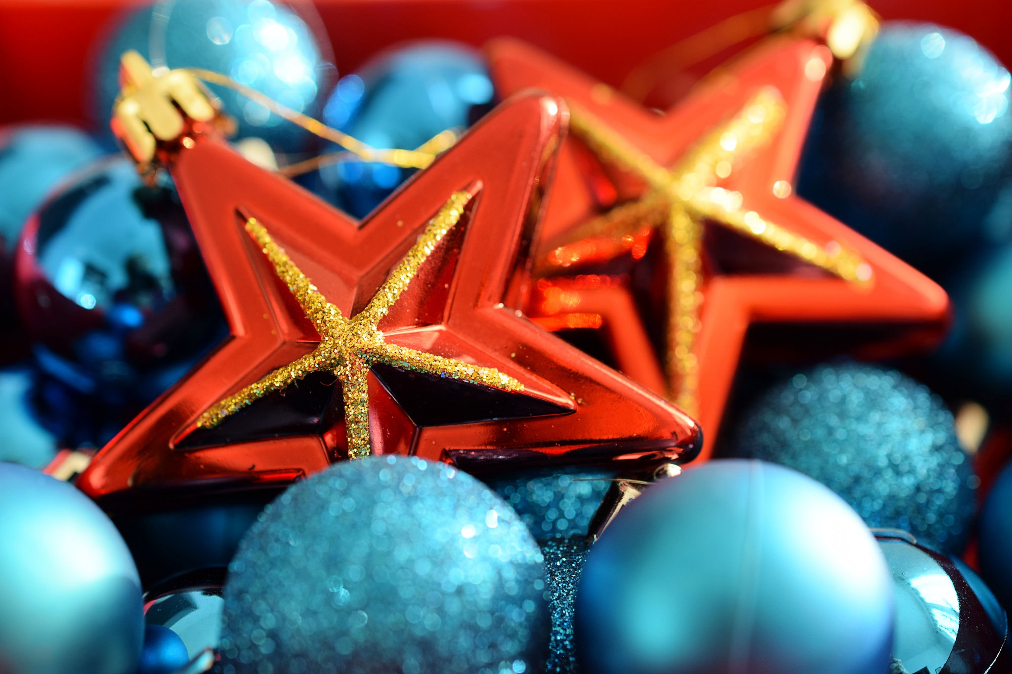 Download mobile wallpaper Christmas, Holiday, Star, Christmas Ornaments for free.