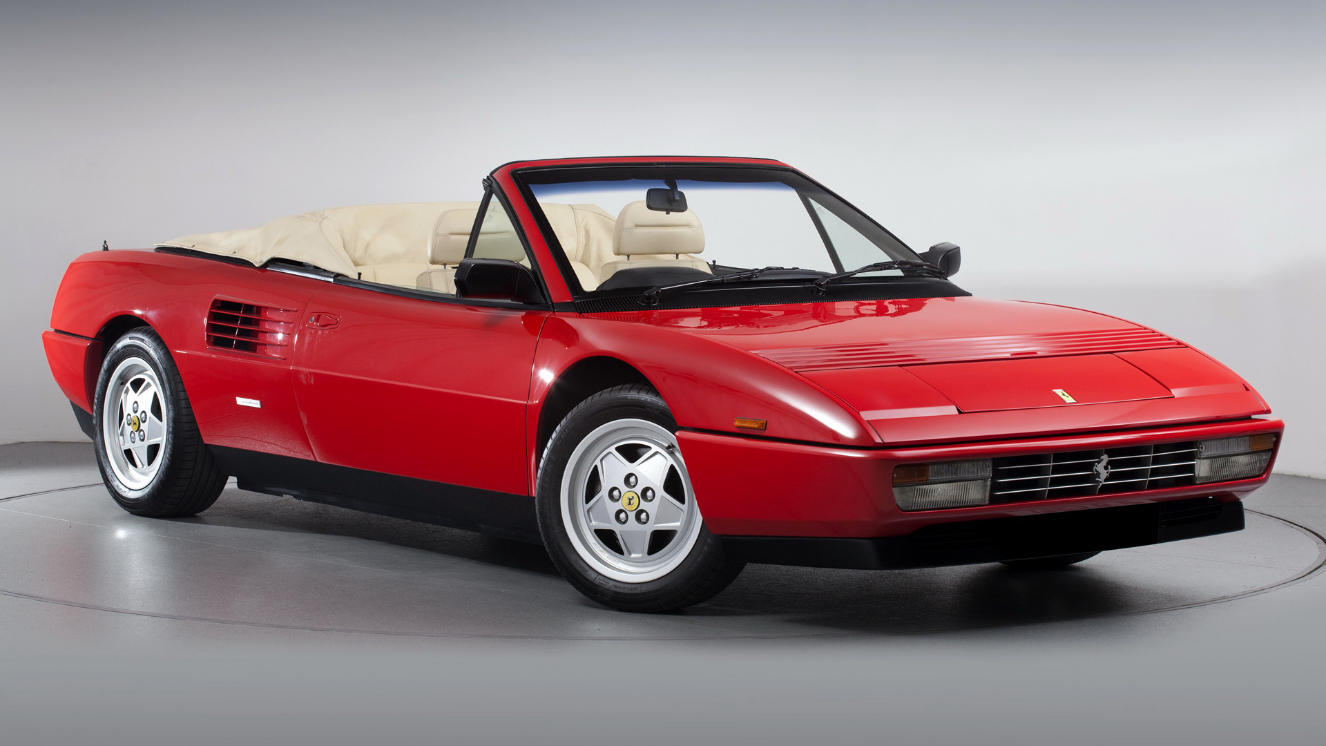 Ferrari Mondial Cabriolet