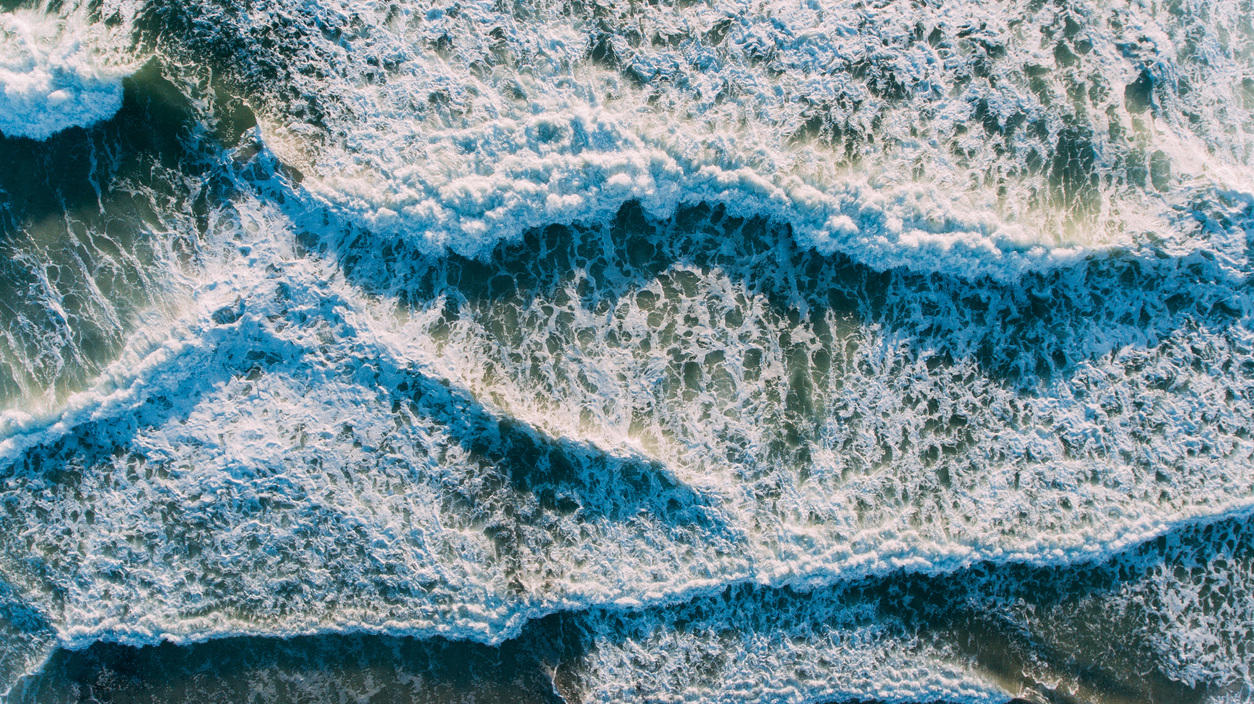 Download mobile wallpaper Foam, Shore, Bank, Surf, Nature, Ocean for free.