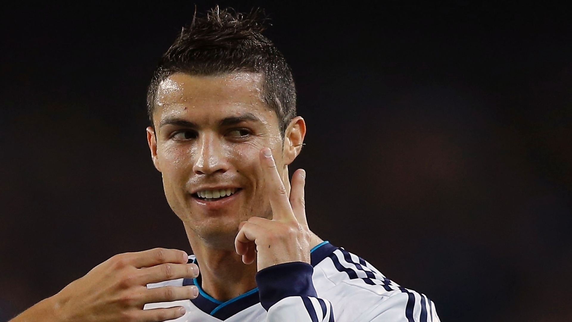 301825 Protetores de tela e papéis de parede Cristiano Ronaldo em seu telefone. Baixe  fotos gratuitamente