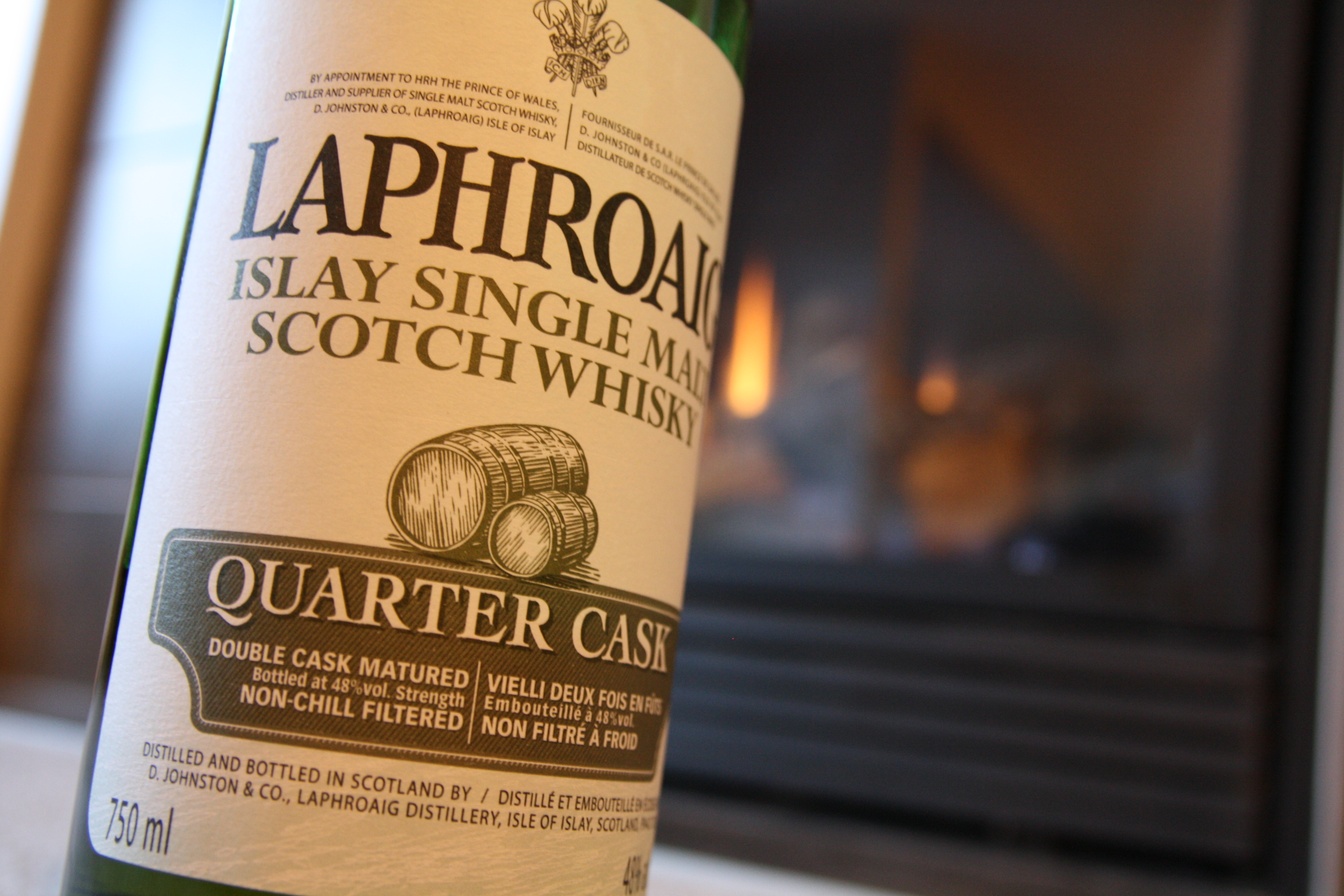 Любимый виски. Laphroaig Quarter. Обои Laphroaig. Любимый виски принца Чарльза. Виски Лафройг обои.