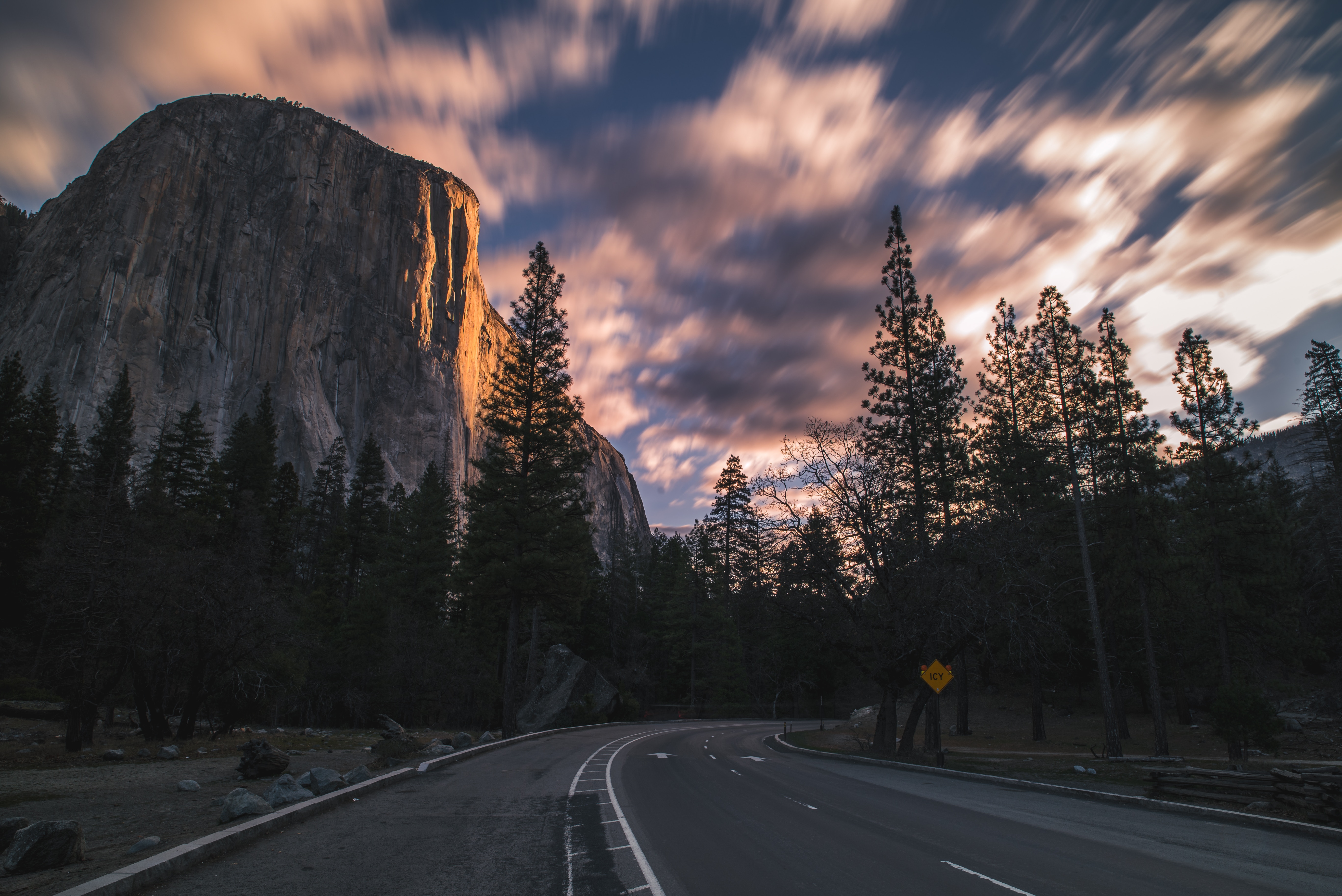Обои рабочего стола 1366. Yosemite National Park дорога. Крутая природа. Горы фото красивые.