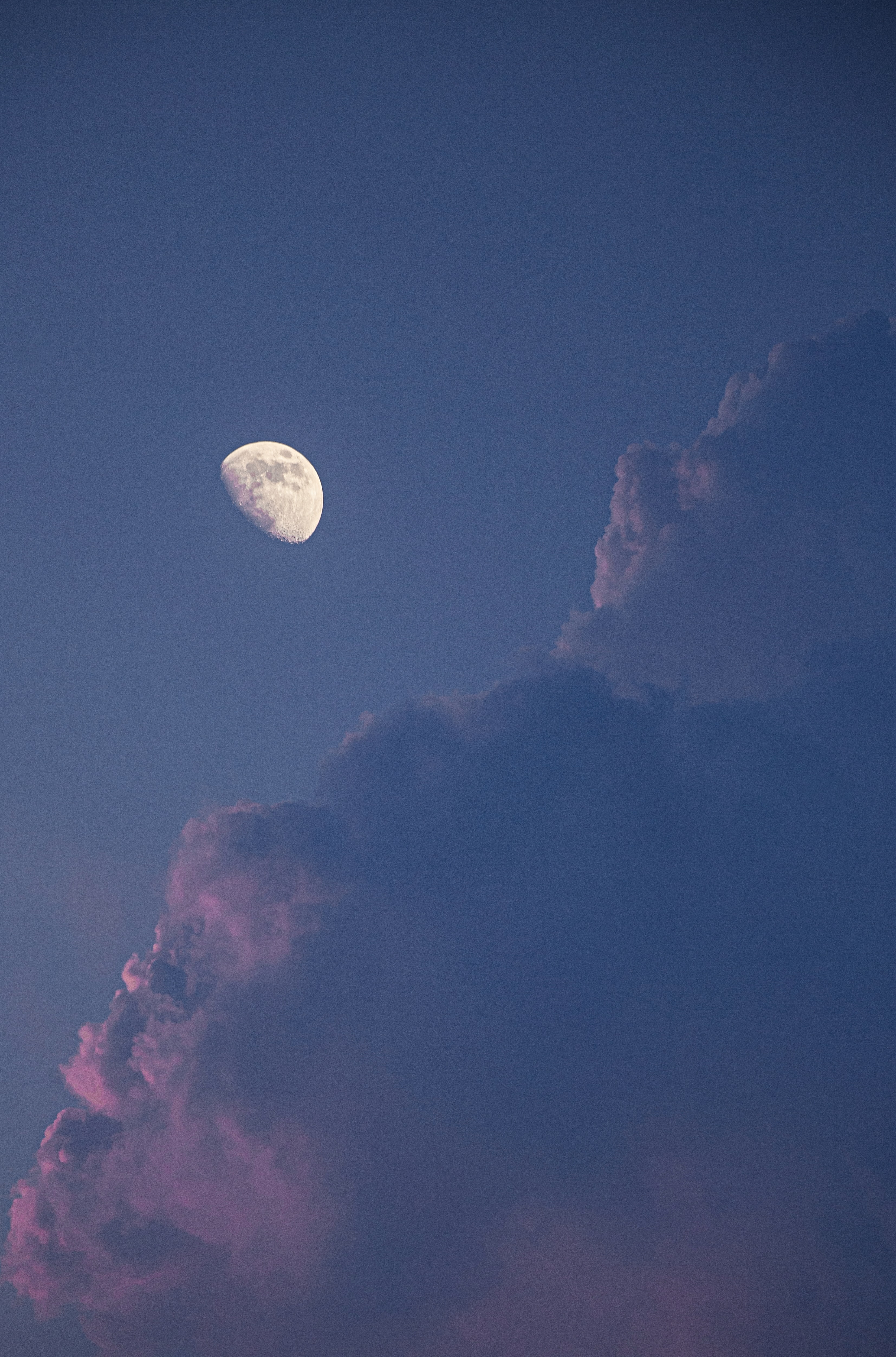 148976 baixar papel de parede lua, natureza, céu, nuvens, lua cheia - protetores de tela e imagens gratuitamente