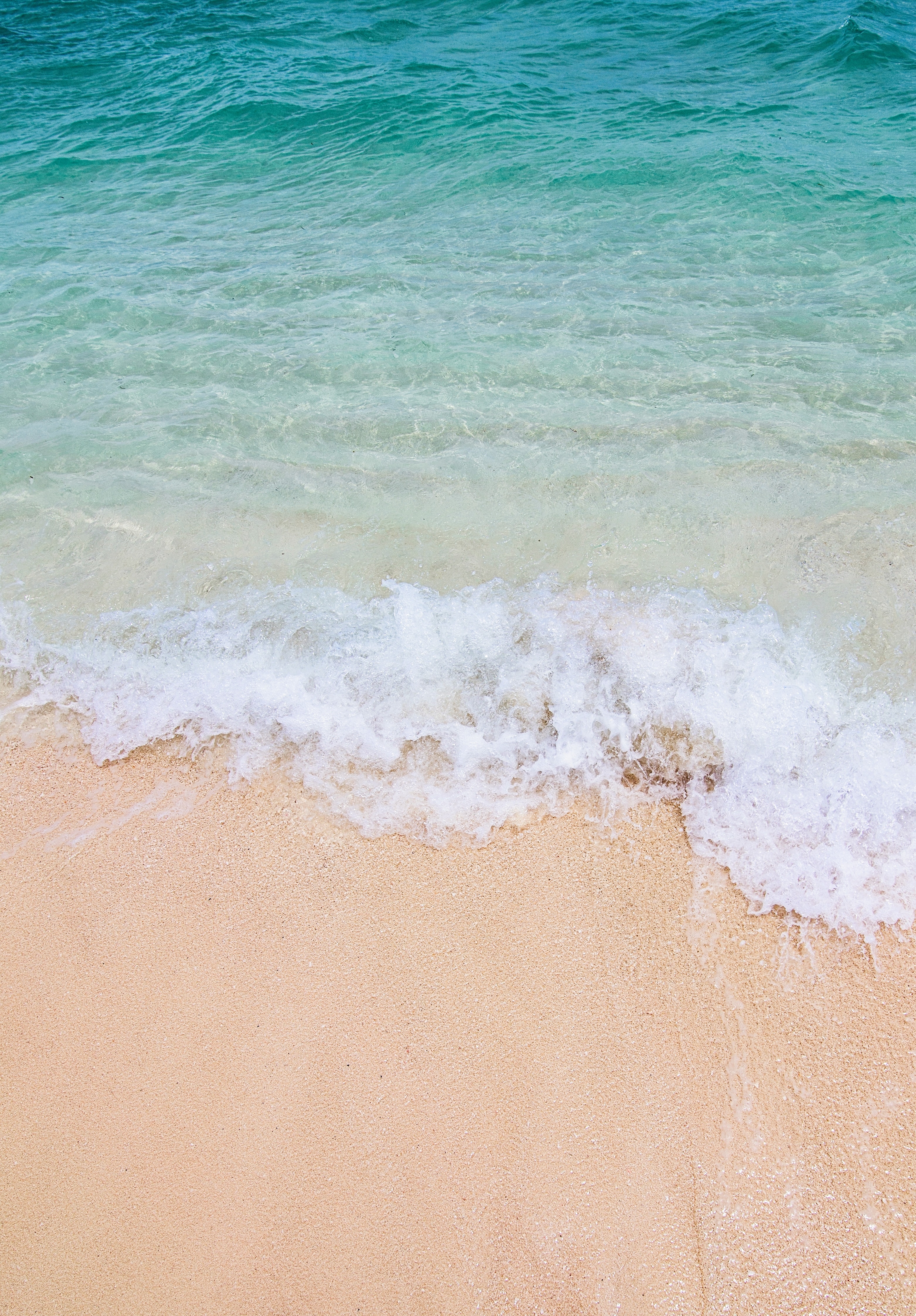 86248 Hintergrundbild herunterladen strand, welle, wasser, natur, sea, sand - Bildschirmschoner und Bilder kostenlos