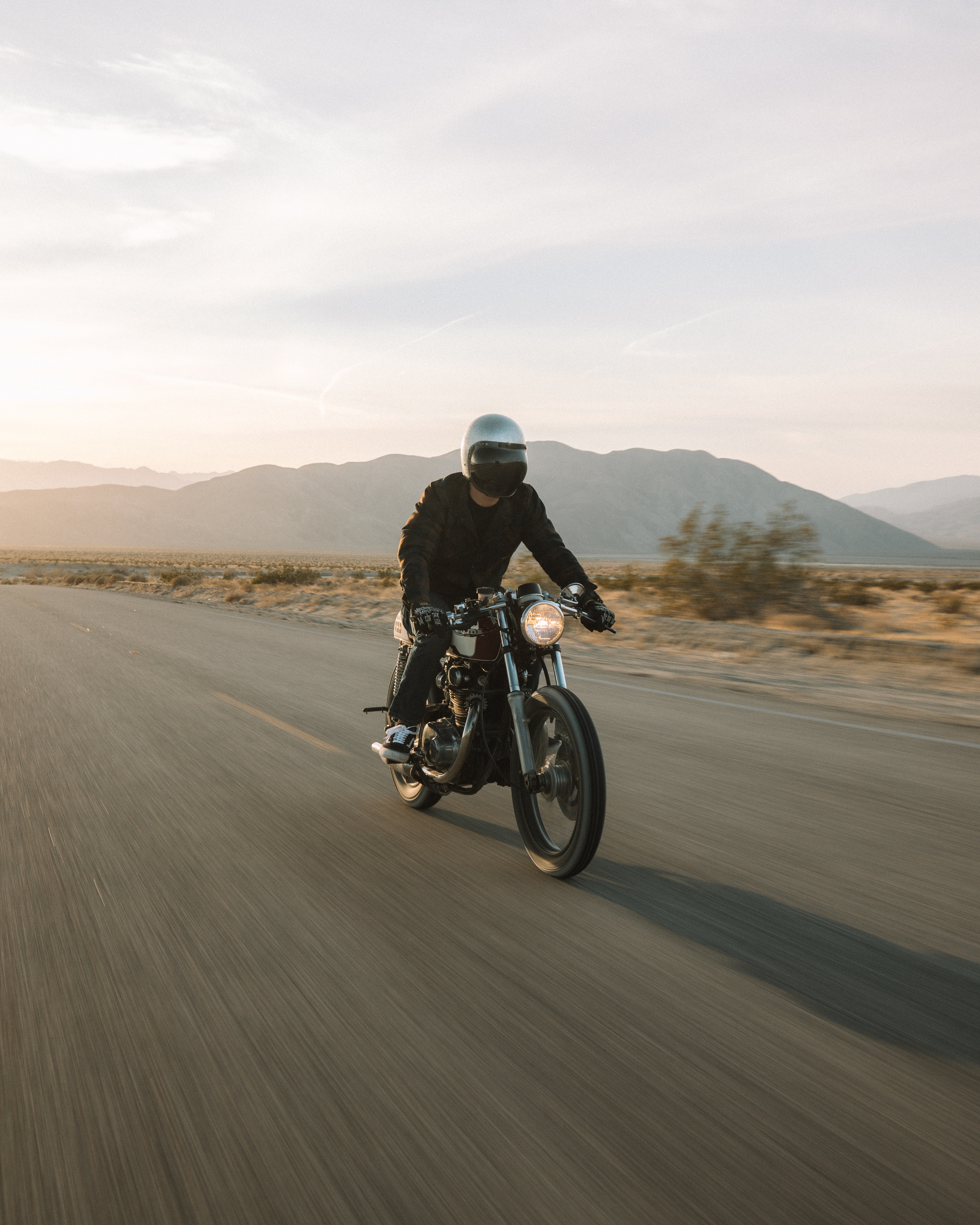 Descarga gratuita de fondo de pantalla para móvil de Camino, Velocidad, Bicicleta, Motocicleta, Motociclista, Motocicletas, El Negro.