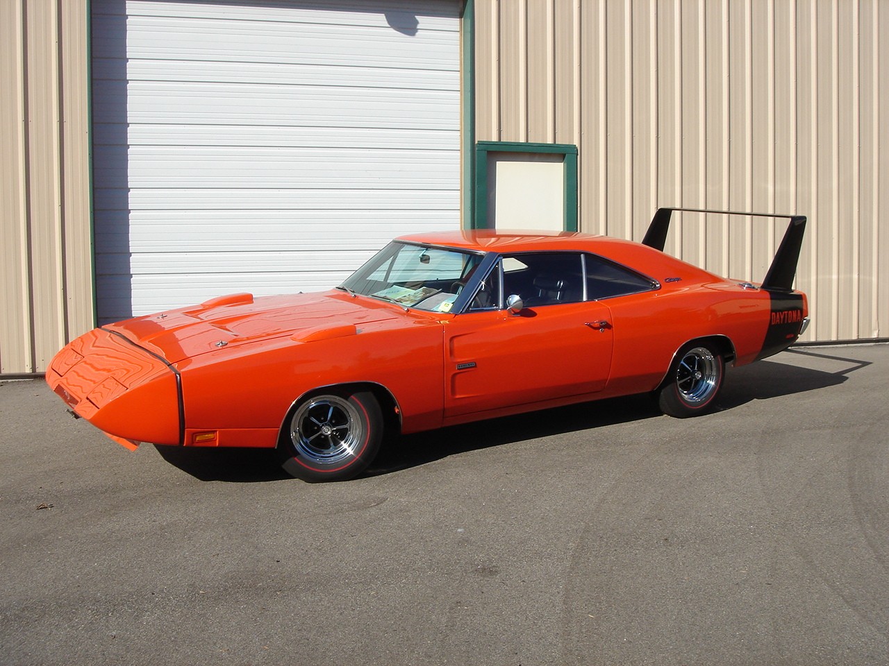 Dodge charger daytona фото