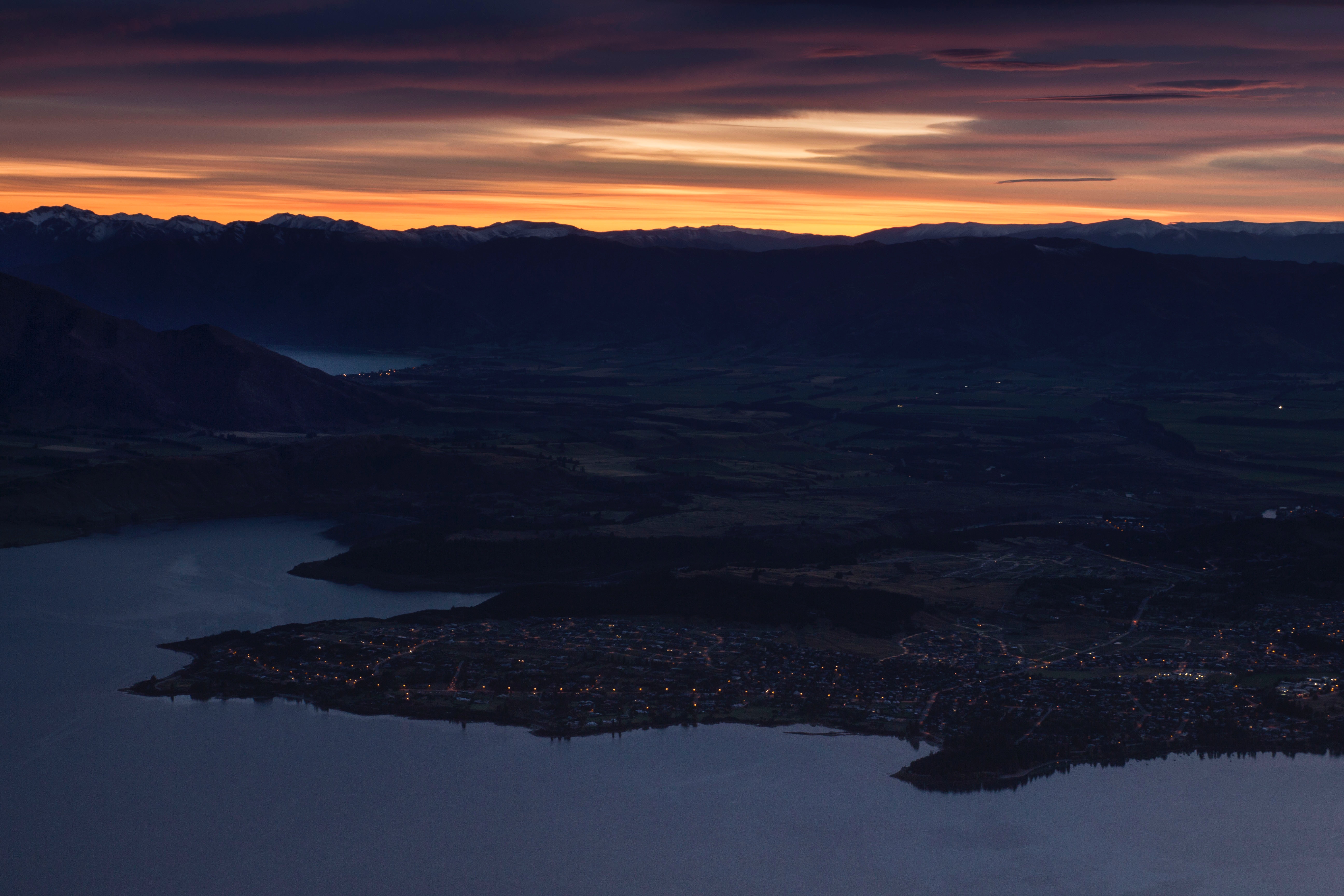 Laden Sie das Stadt, Natur, Sunset, Blick Von Oben, Mountains, Neuseeland-Bild kostenlos auf Ihren PC-Desktop herunter
