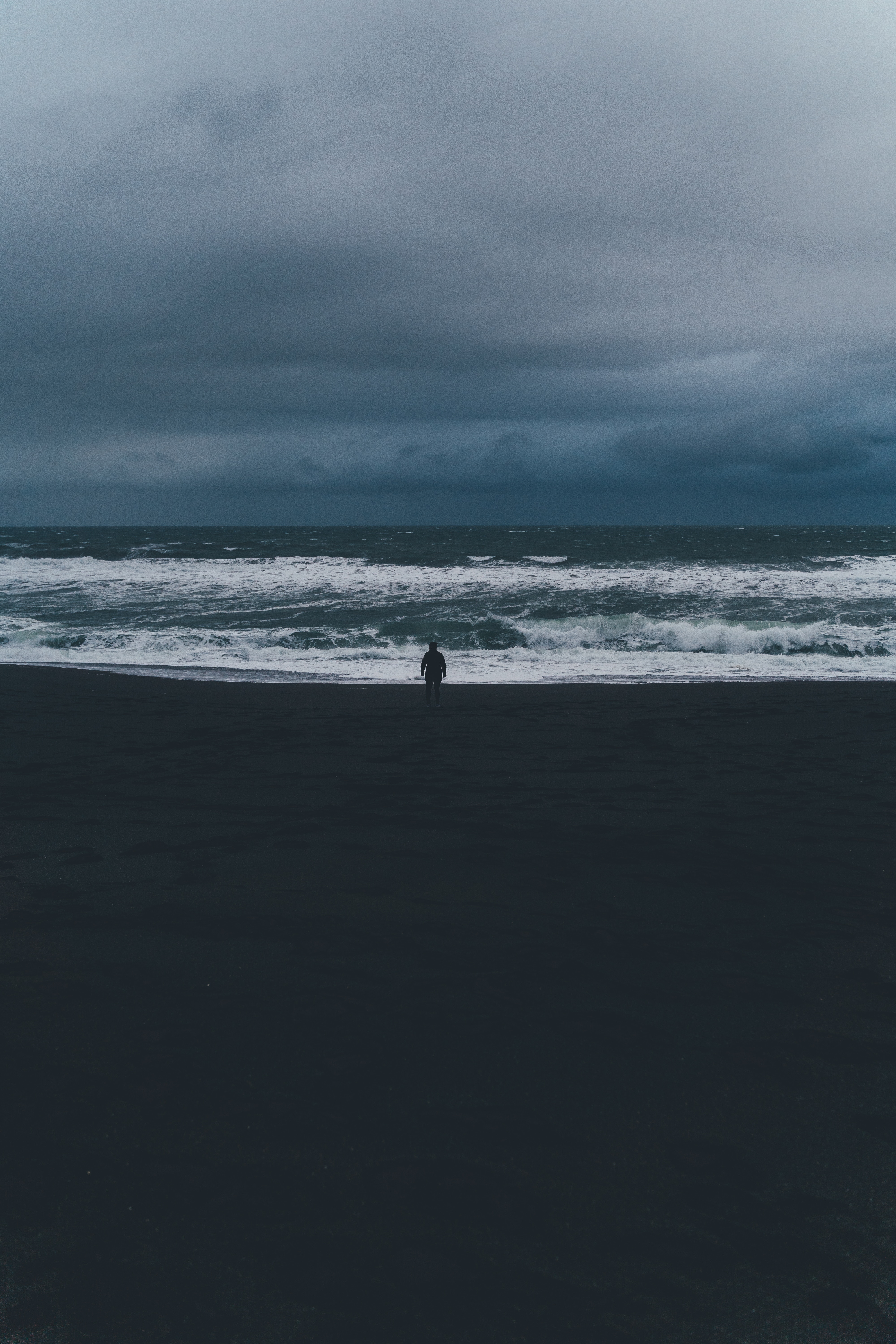 loneliness, lonely, nature, sea, waves, silhouette, overcast, mainly cloudy, alone, storm UHD