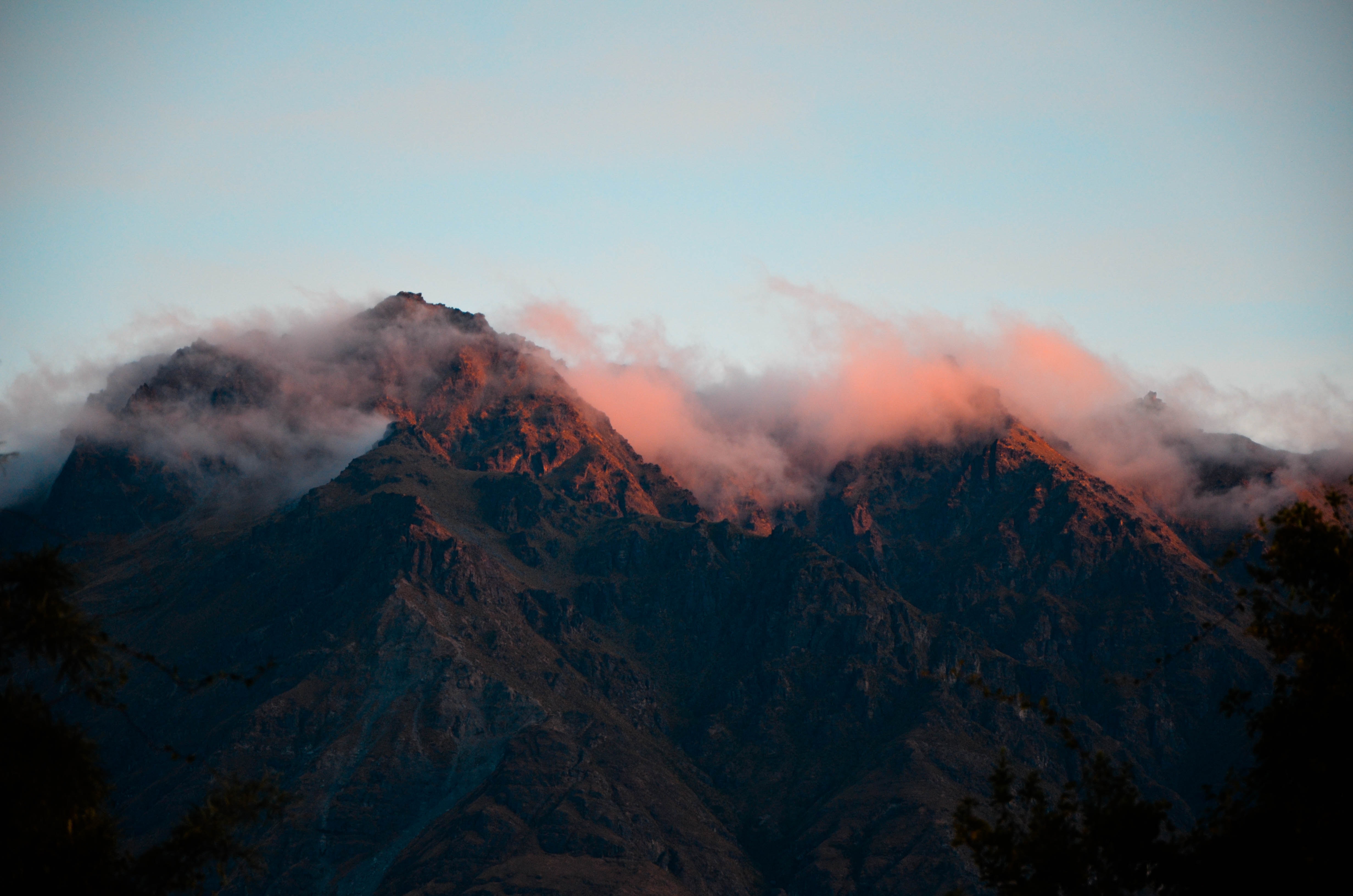 Laden Sie das Nebel, Sky, Natur, Mountains-Bild kostenlos auf Ihren PC-Desktop herunter