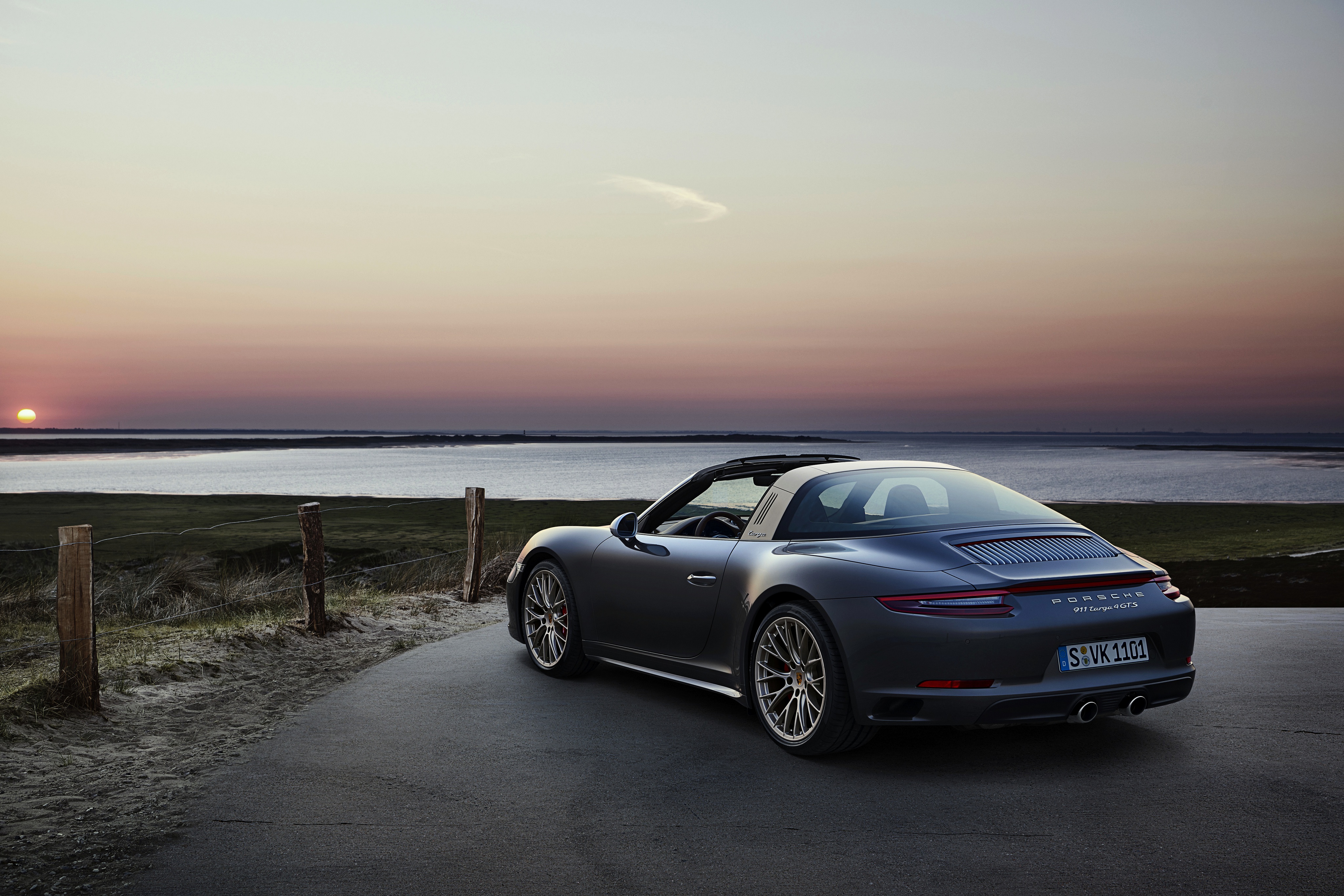 Porsche 911 Targa