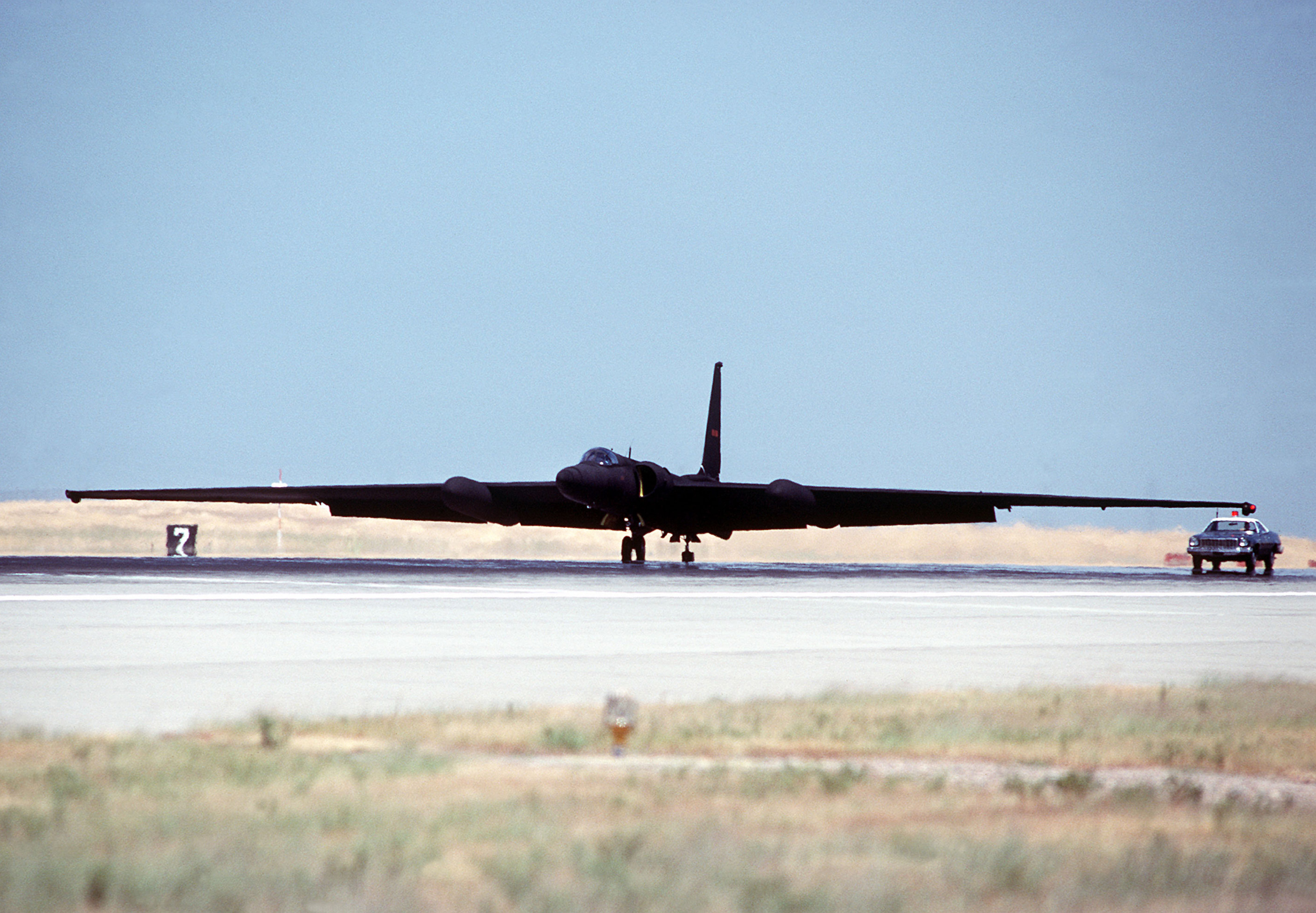 U 2 r. Lockheed u-2. Самолет Lockheed u-2. U2 разведчик. U2 самолет шасси.