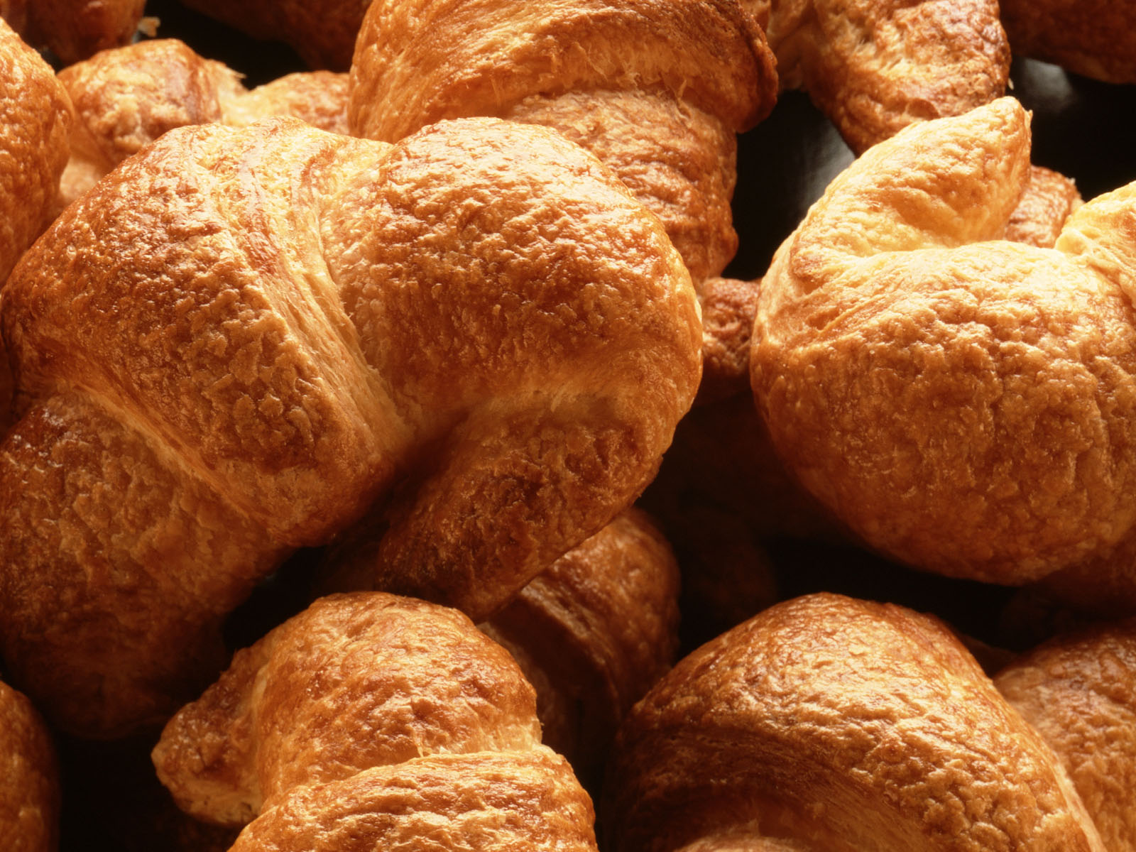 Croissant Widescreen image