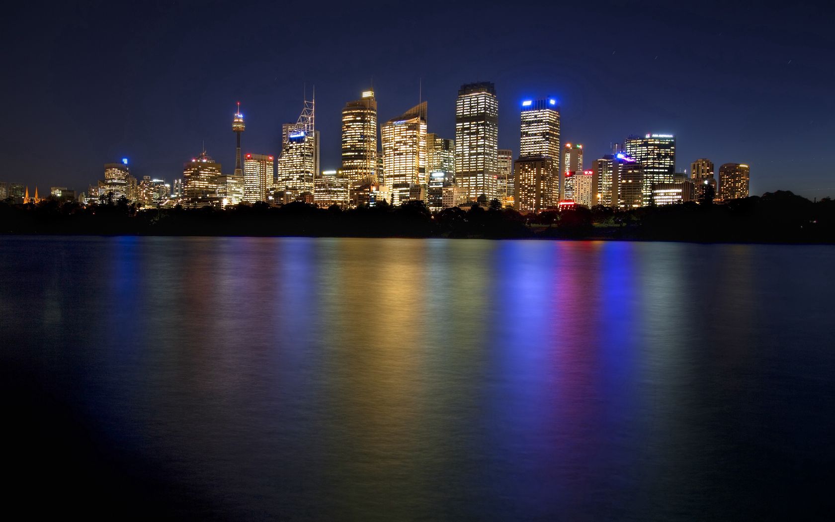 Laden Sie das Australien, Übernachtung, Wolkenkratzer, Reflexion, Städte, Sydney-Bild kostenlos auf Ihren PC-Desktop herunter