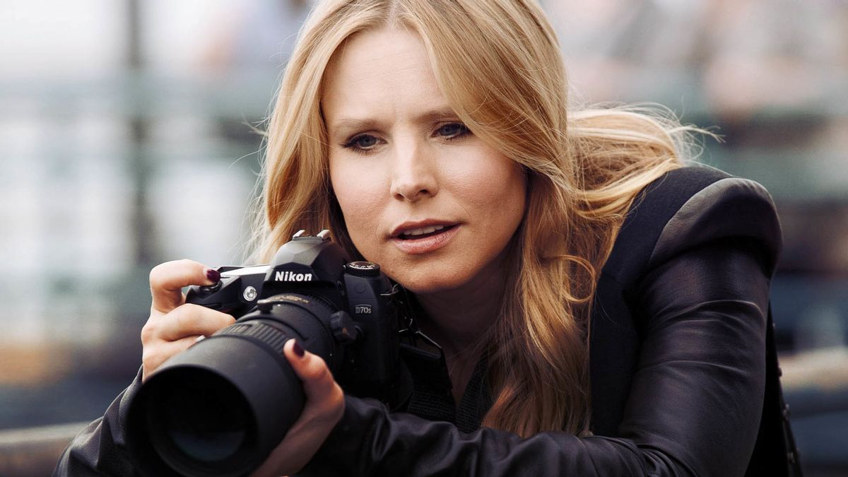 Veronica mars. Вероника Марс 2014. Джессика Честейн Вероника Марс. Бетина Вероника Марс. Детектив Белл девушка.