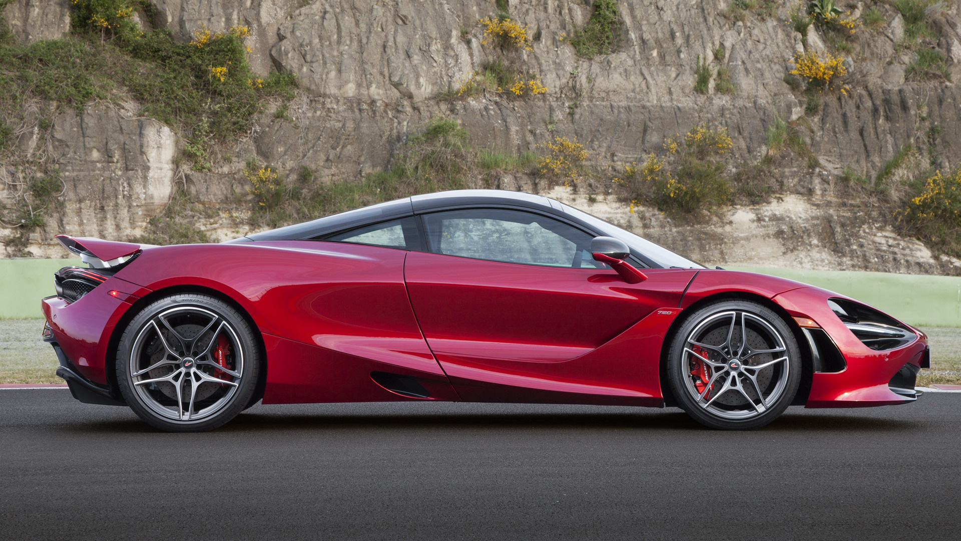 MCLAREN 720s Coupe